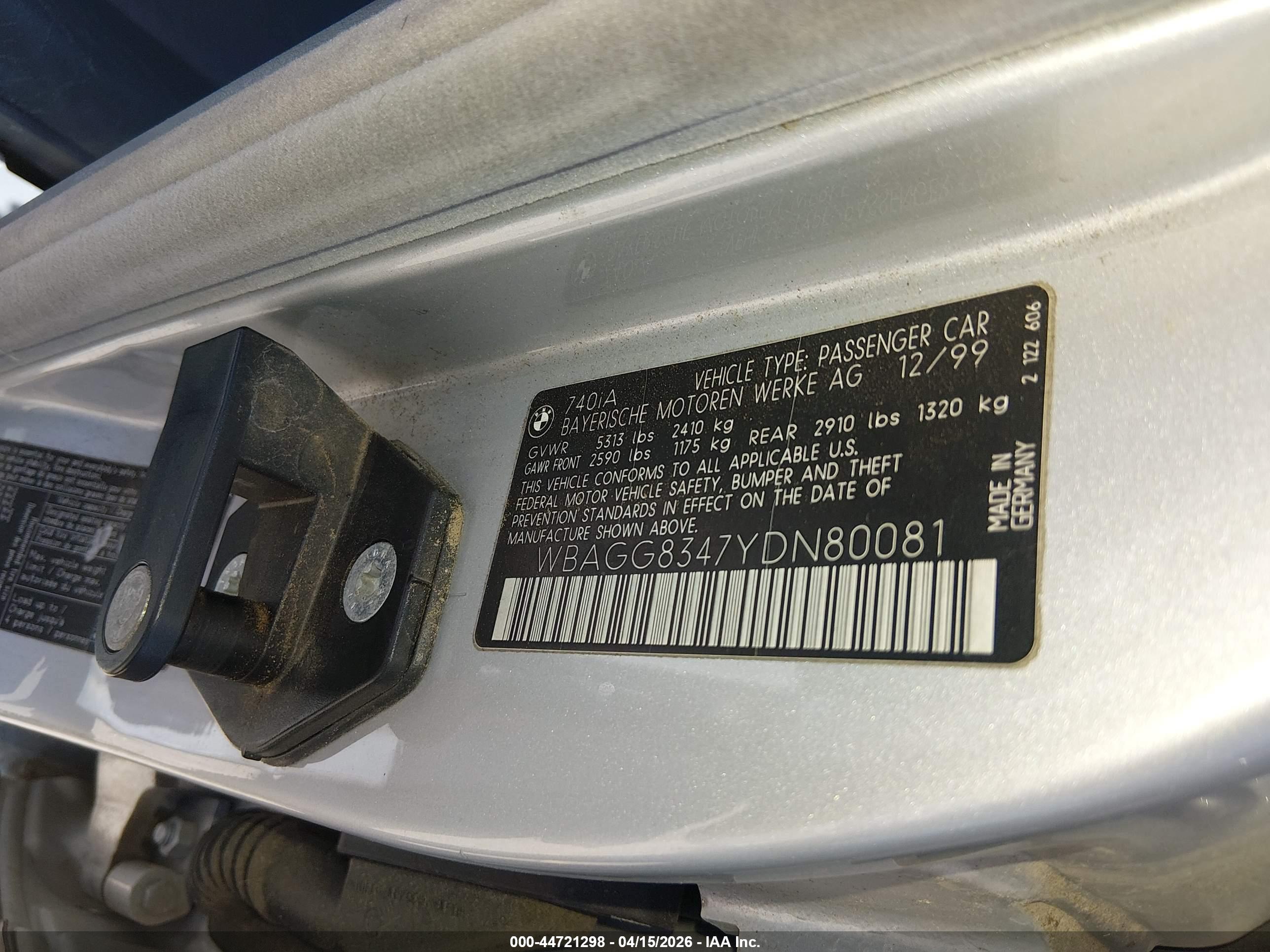 BMW 740IA image 9