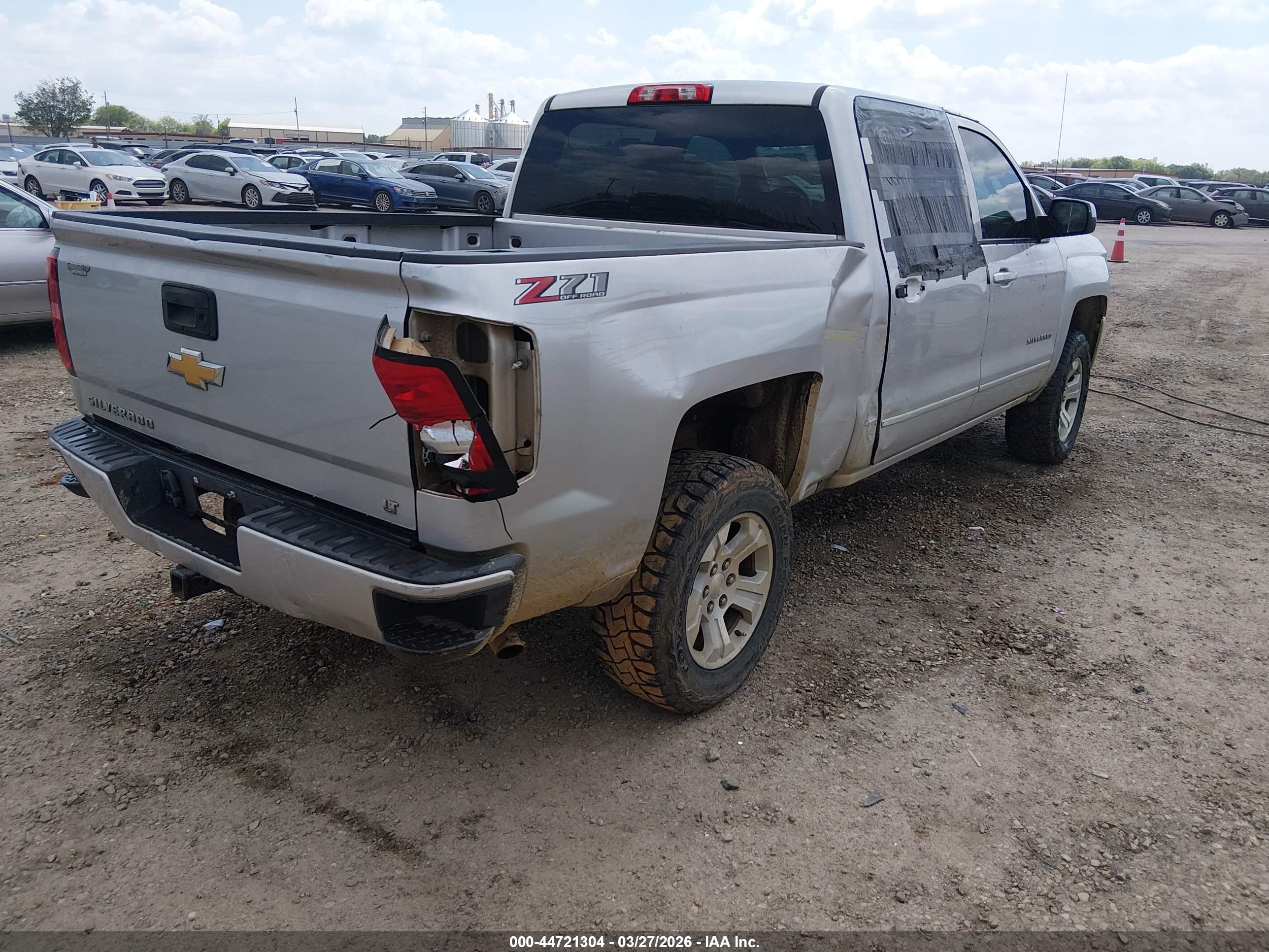 CHEVROLET SILVERADO image 4