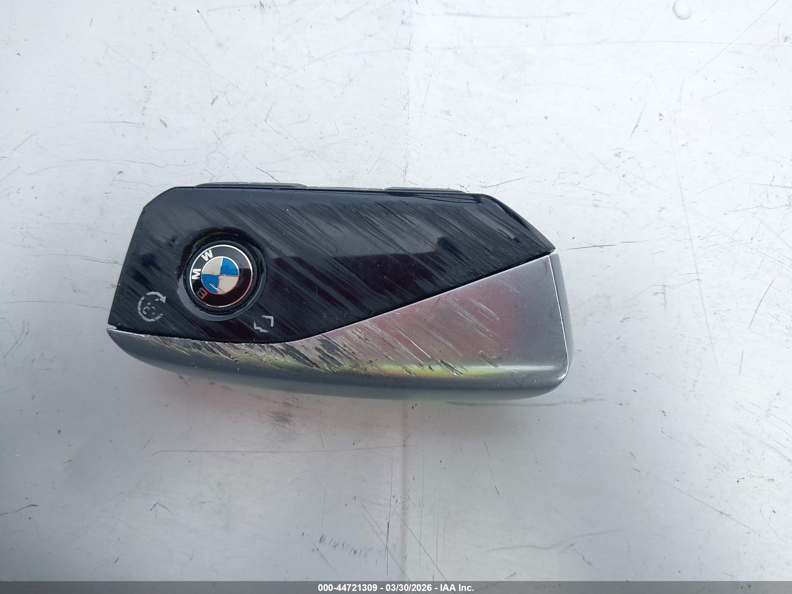 BMW 760I image 11