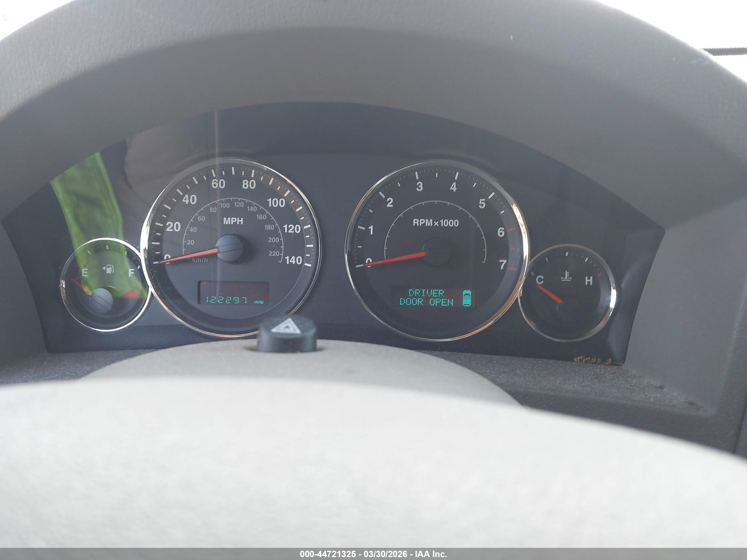 JEEP GRAND image 7