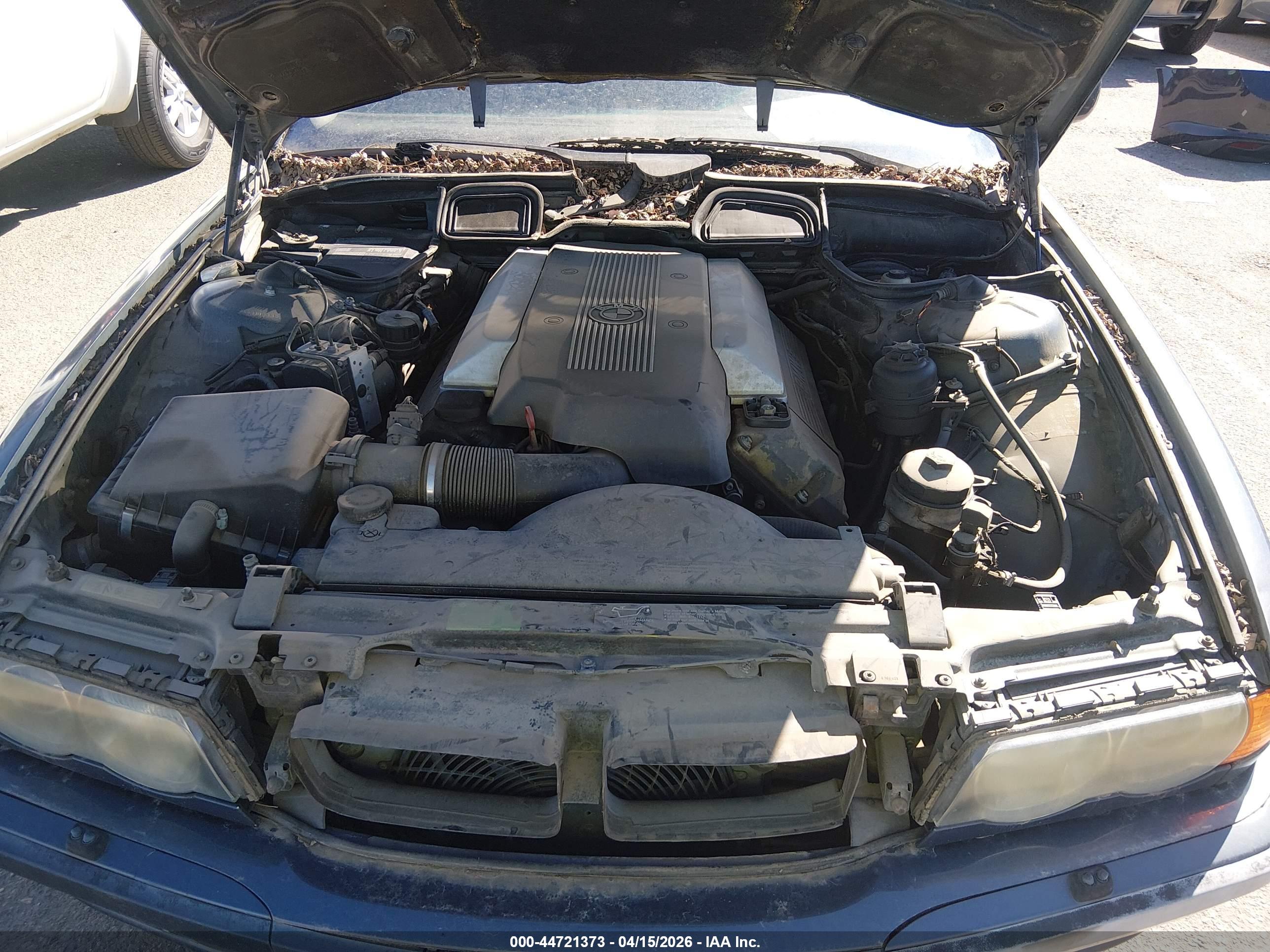 BMW 740IL image 10