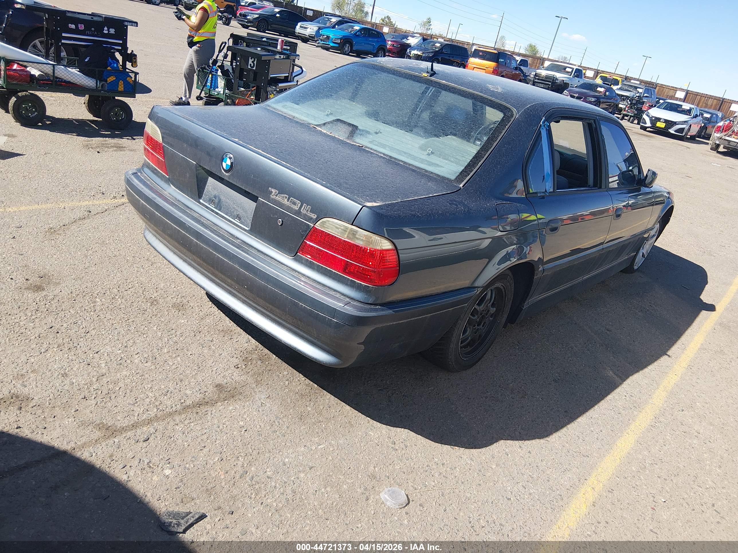 BMW 740IL image 4