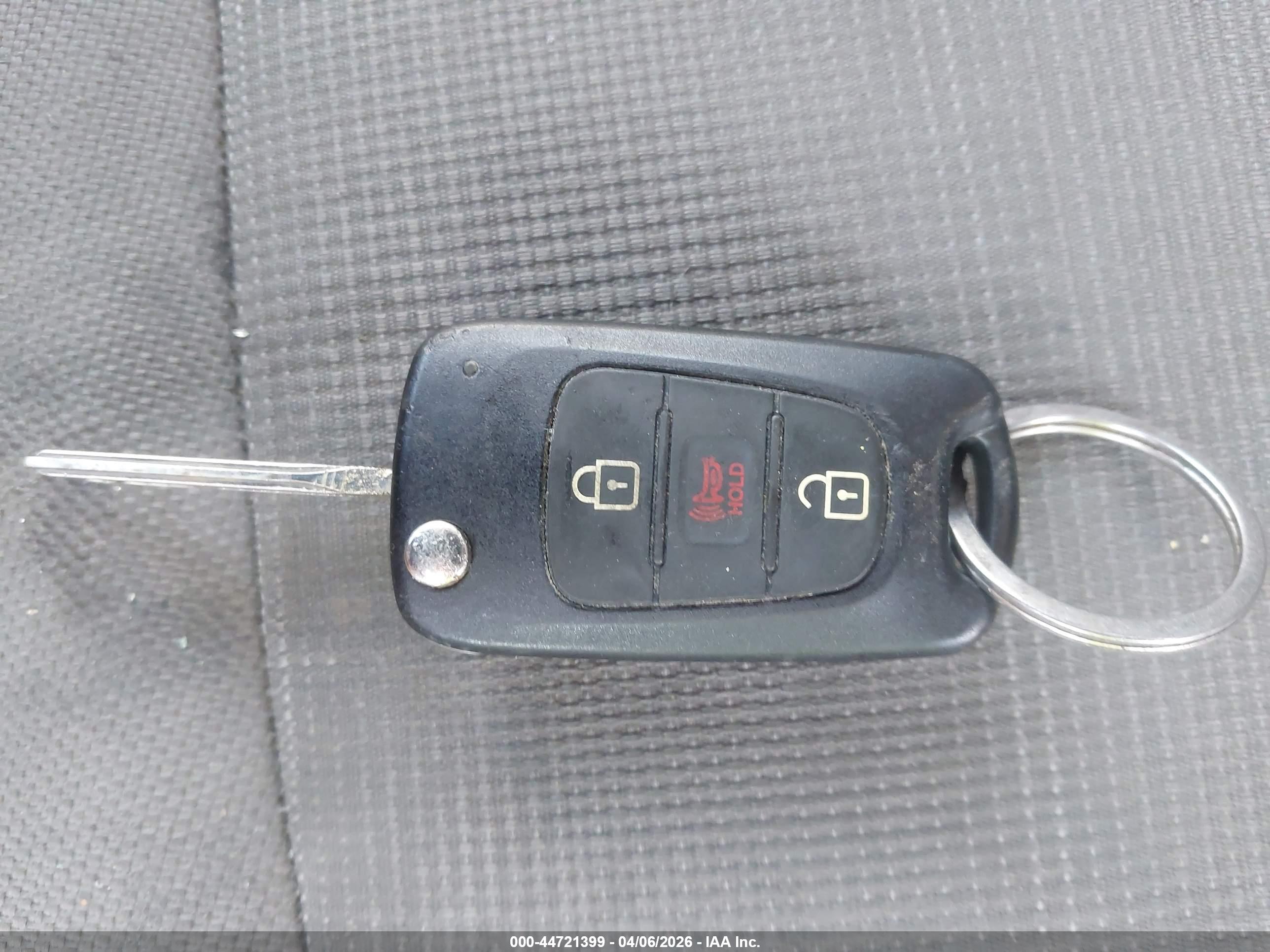 KIA SPORTAGE image 11