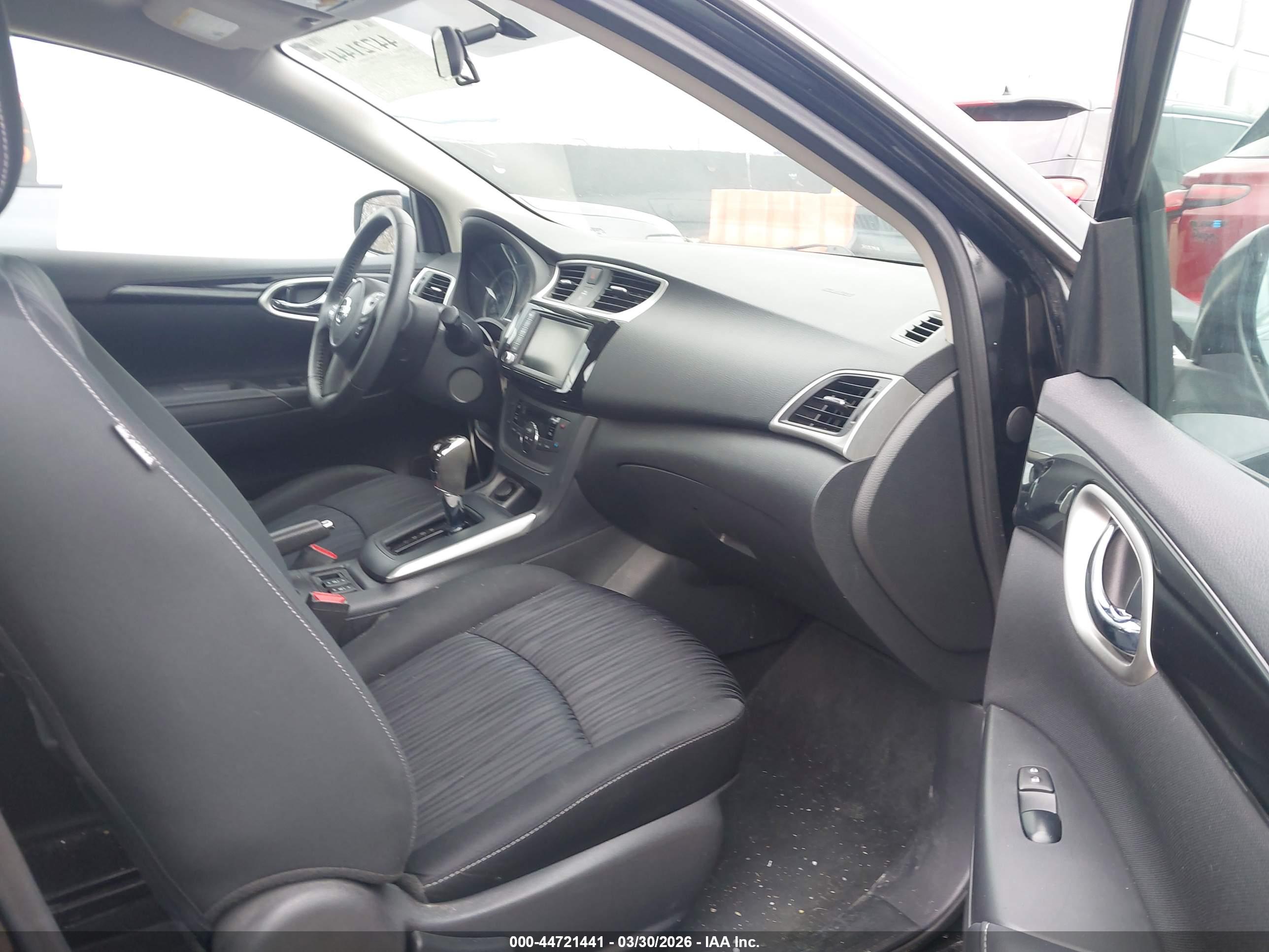 NISSAN SENTRA image 5