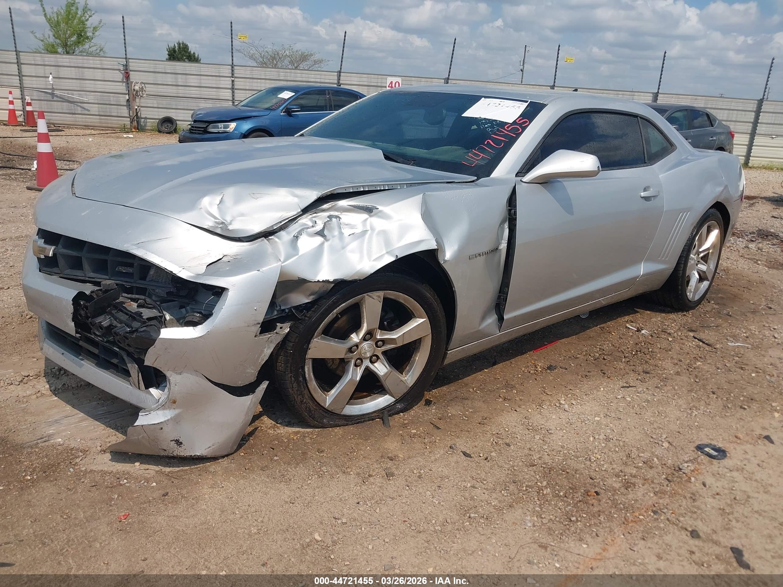 CHEVROLET CAMARO image 2