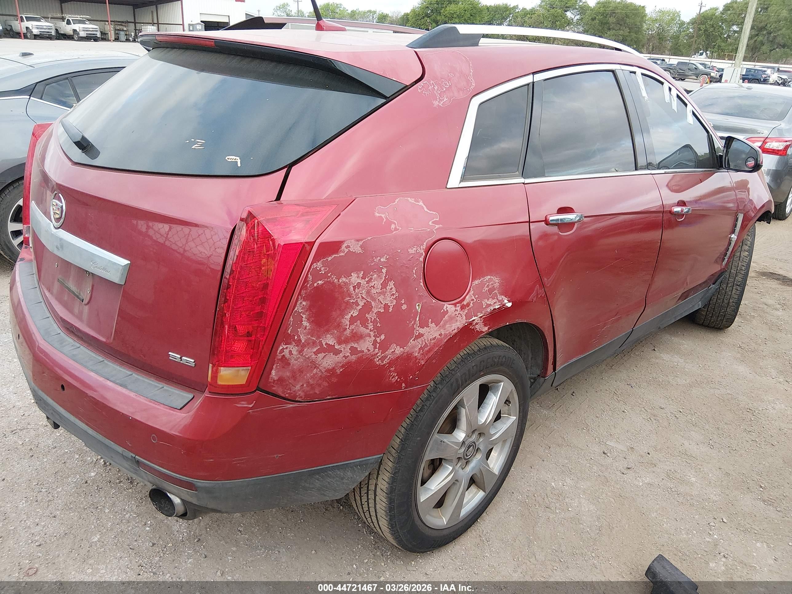 CADILLAC SRX image 4