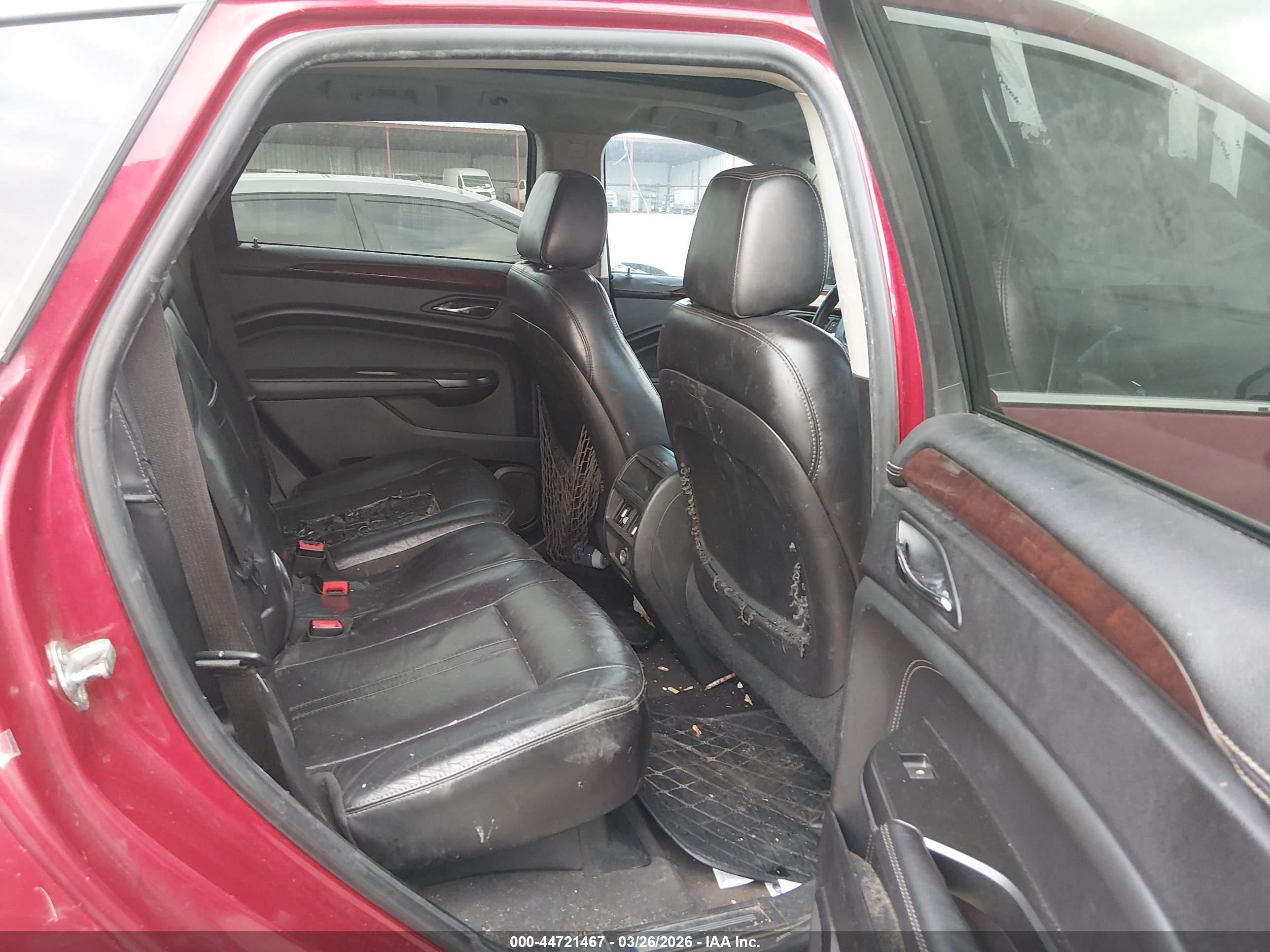 CADILLAC SRX image 8