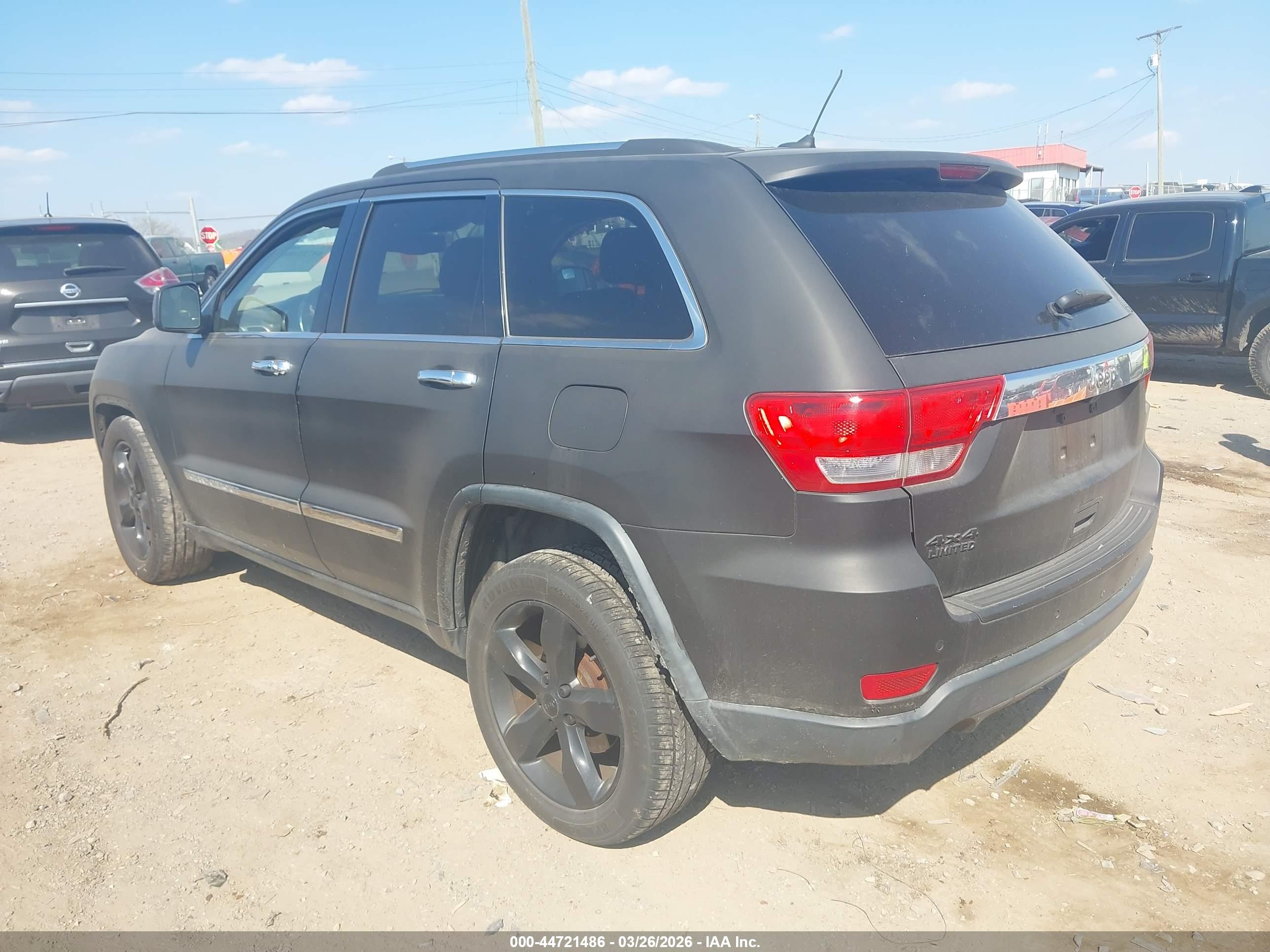 JEEP GRAND image 3