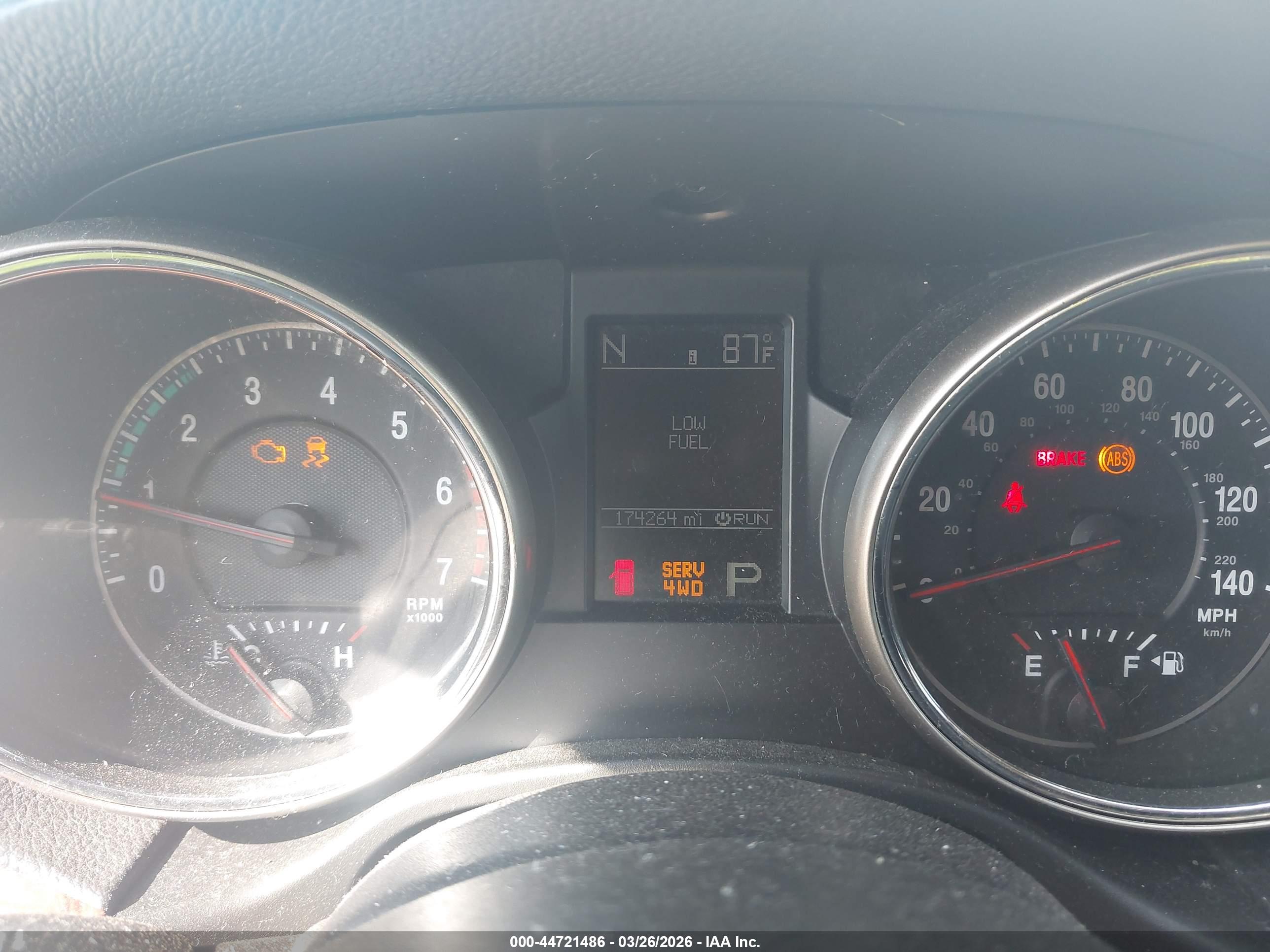 JEEP GRAND image 7
