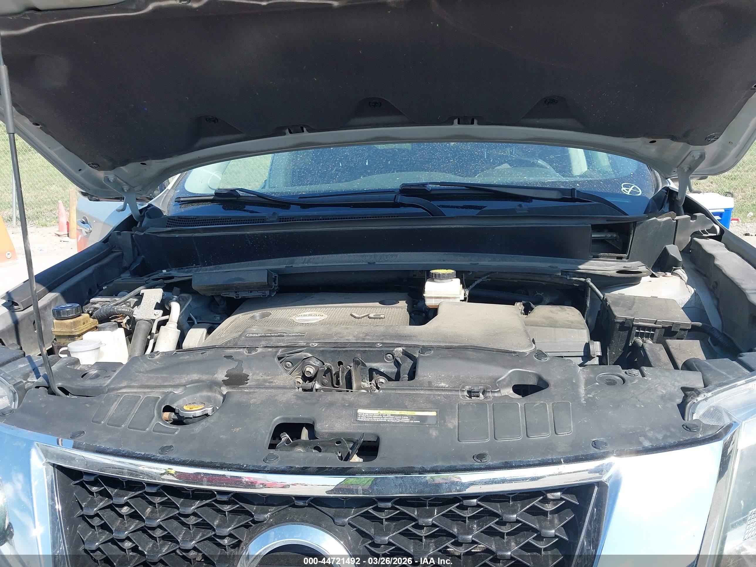 NISSAN PATHFINDER image 10