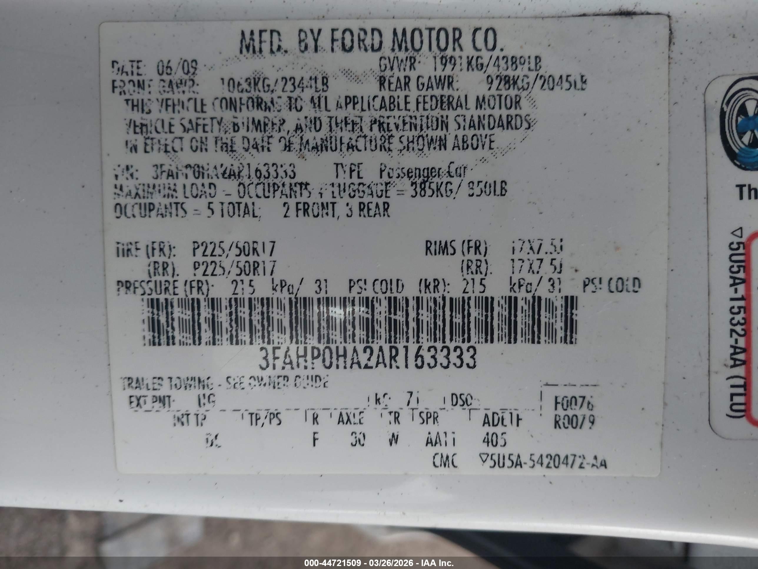 FORD FUSION image 9