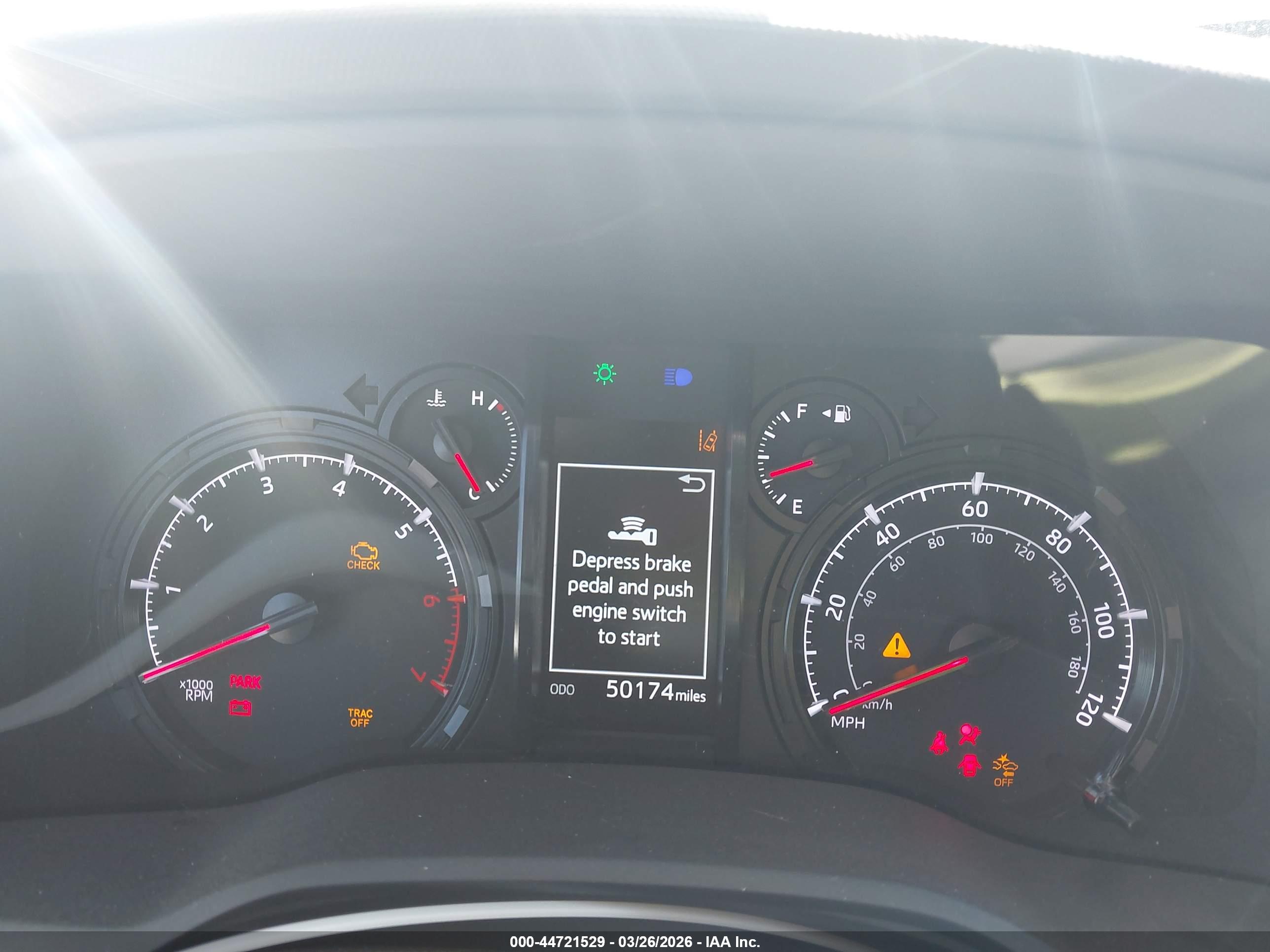 TOYOTA 4RUNNER image 7