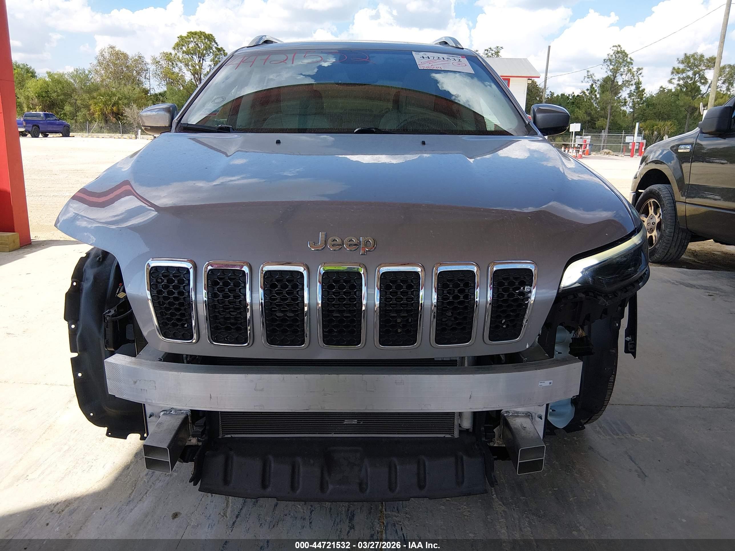 JEEP CHEROKEE image 6