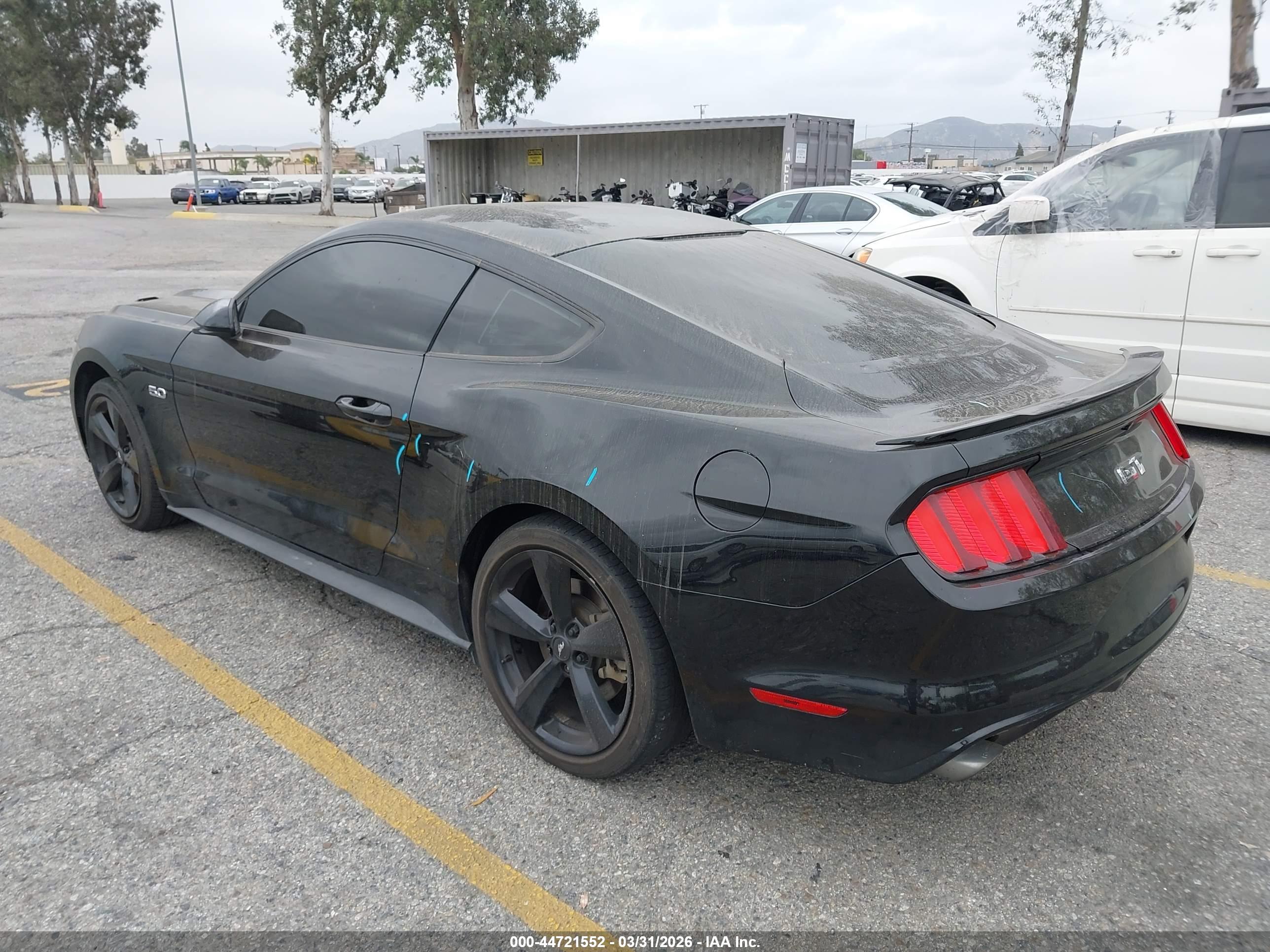 FORD MUSTANG image 3