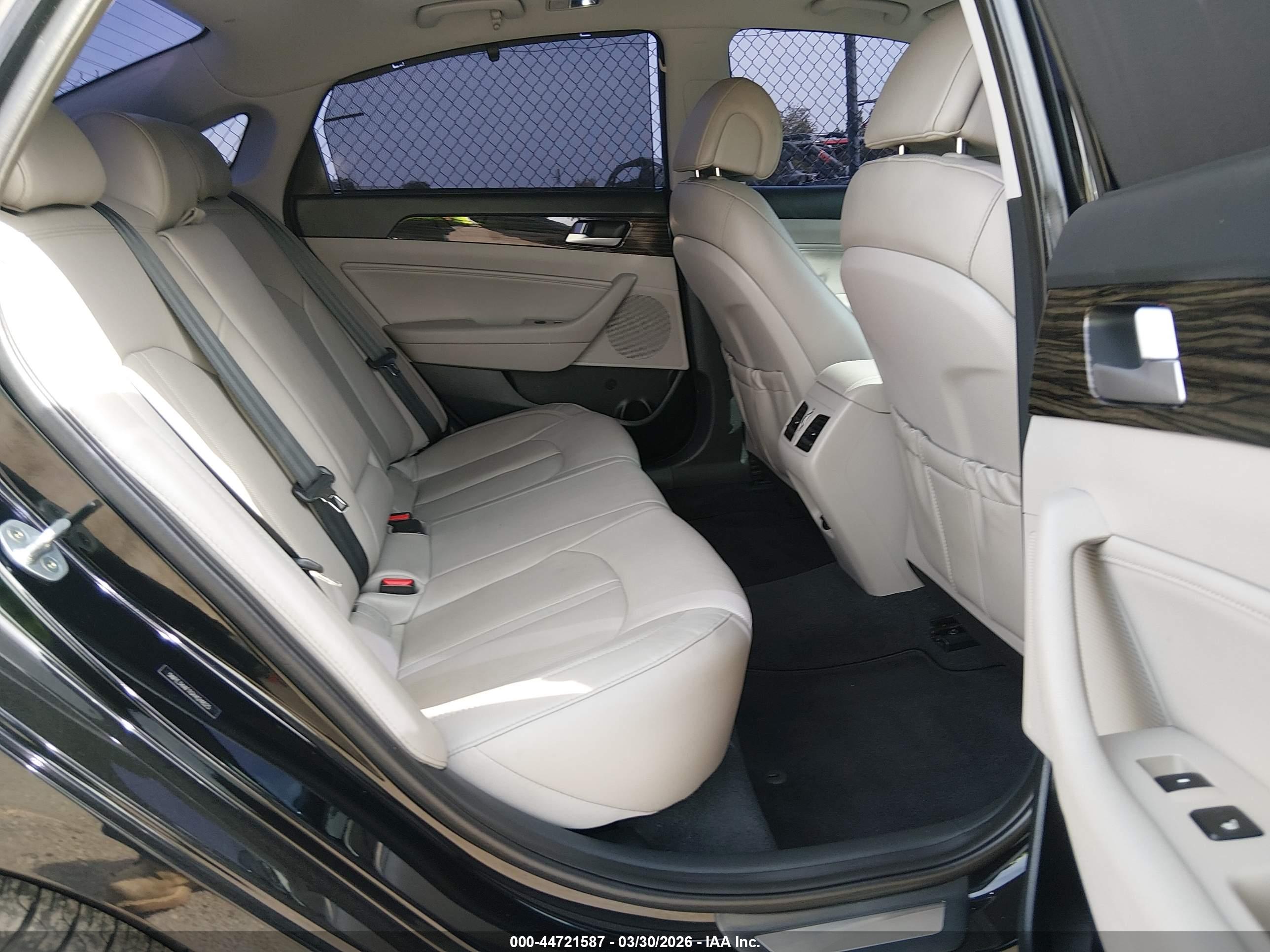 HYUNDAI SONATA image 8