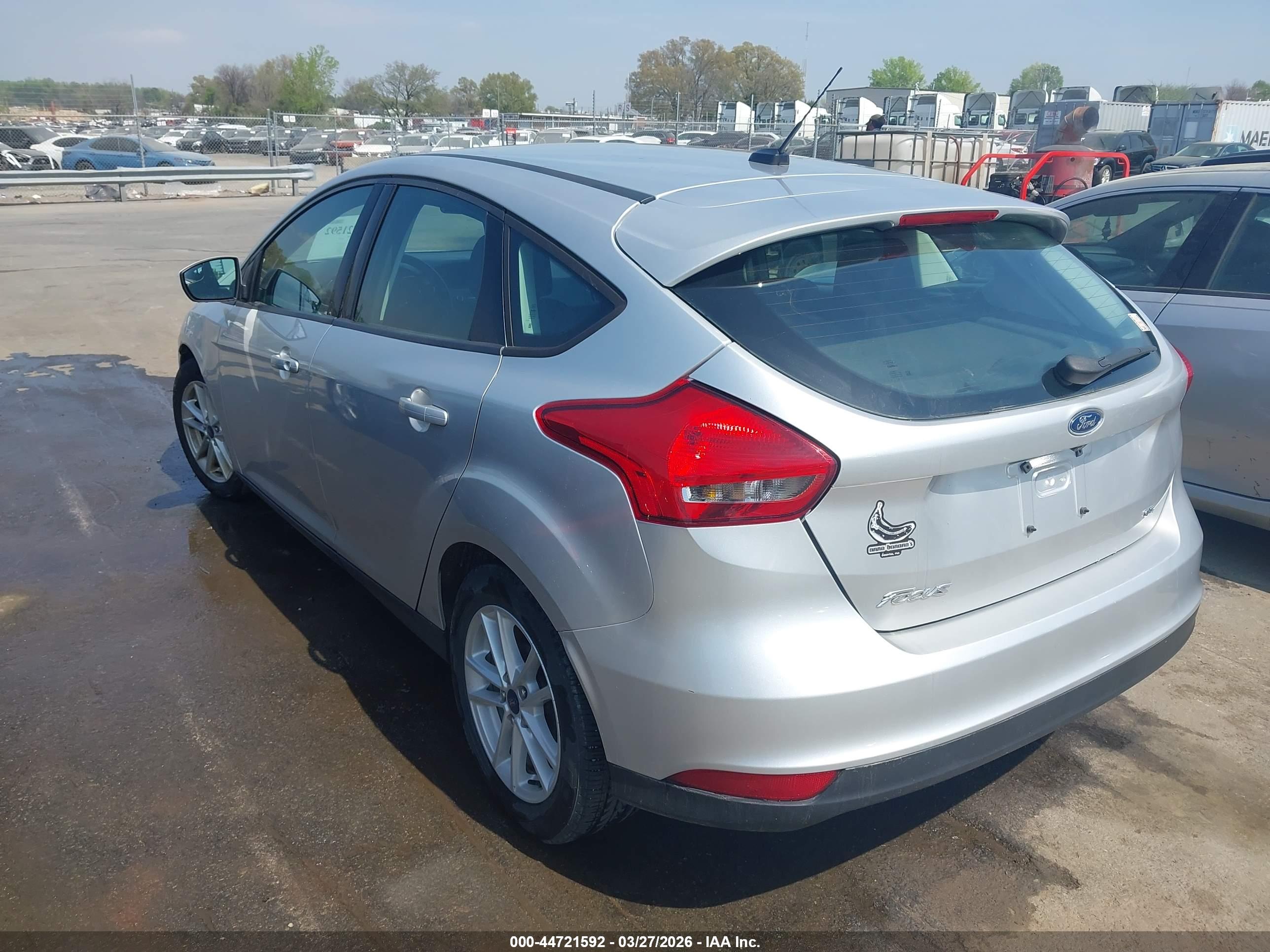 FORD FOCUS image 3