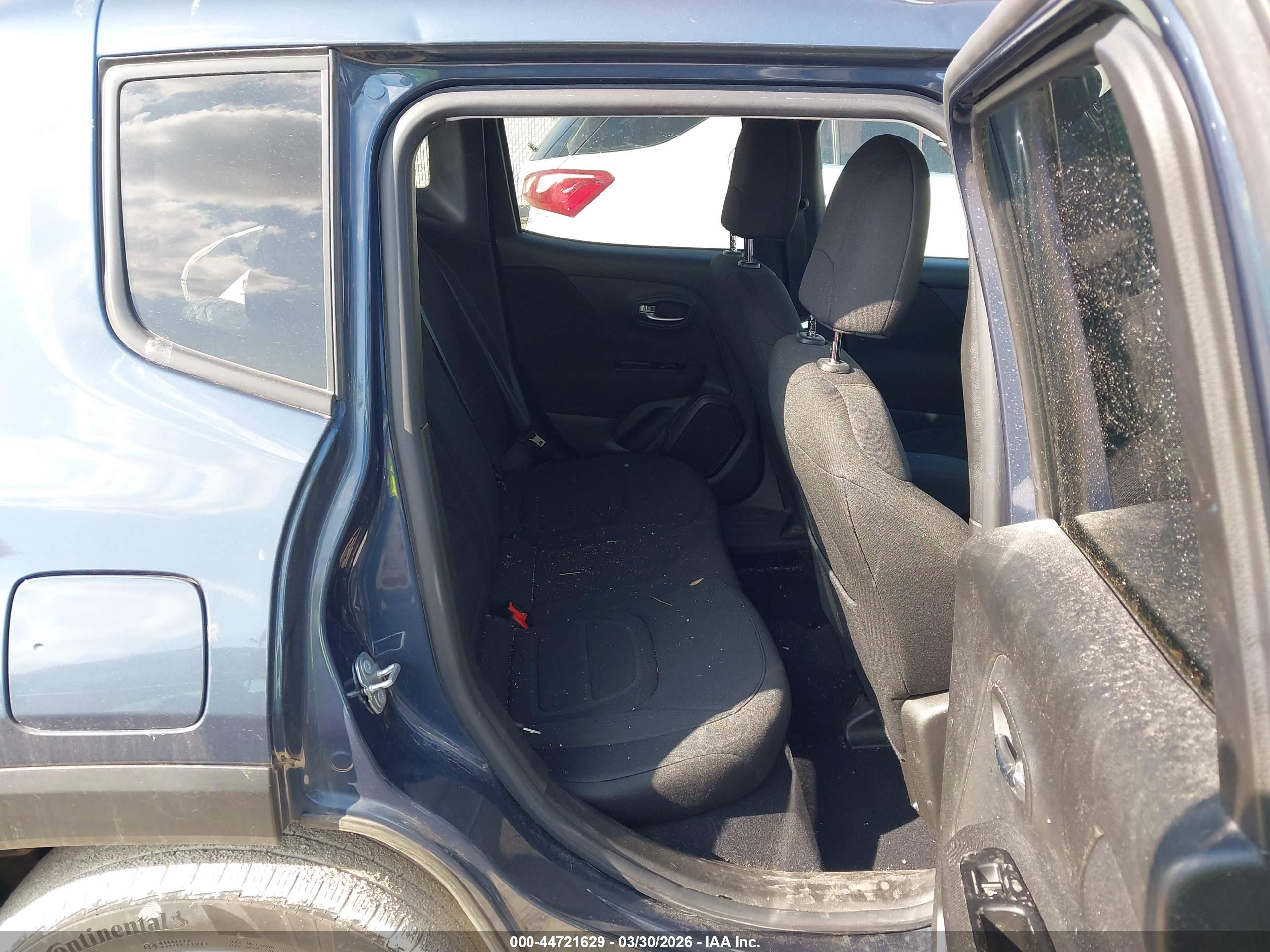 JEEP RENEGADE image 8