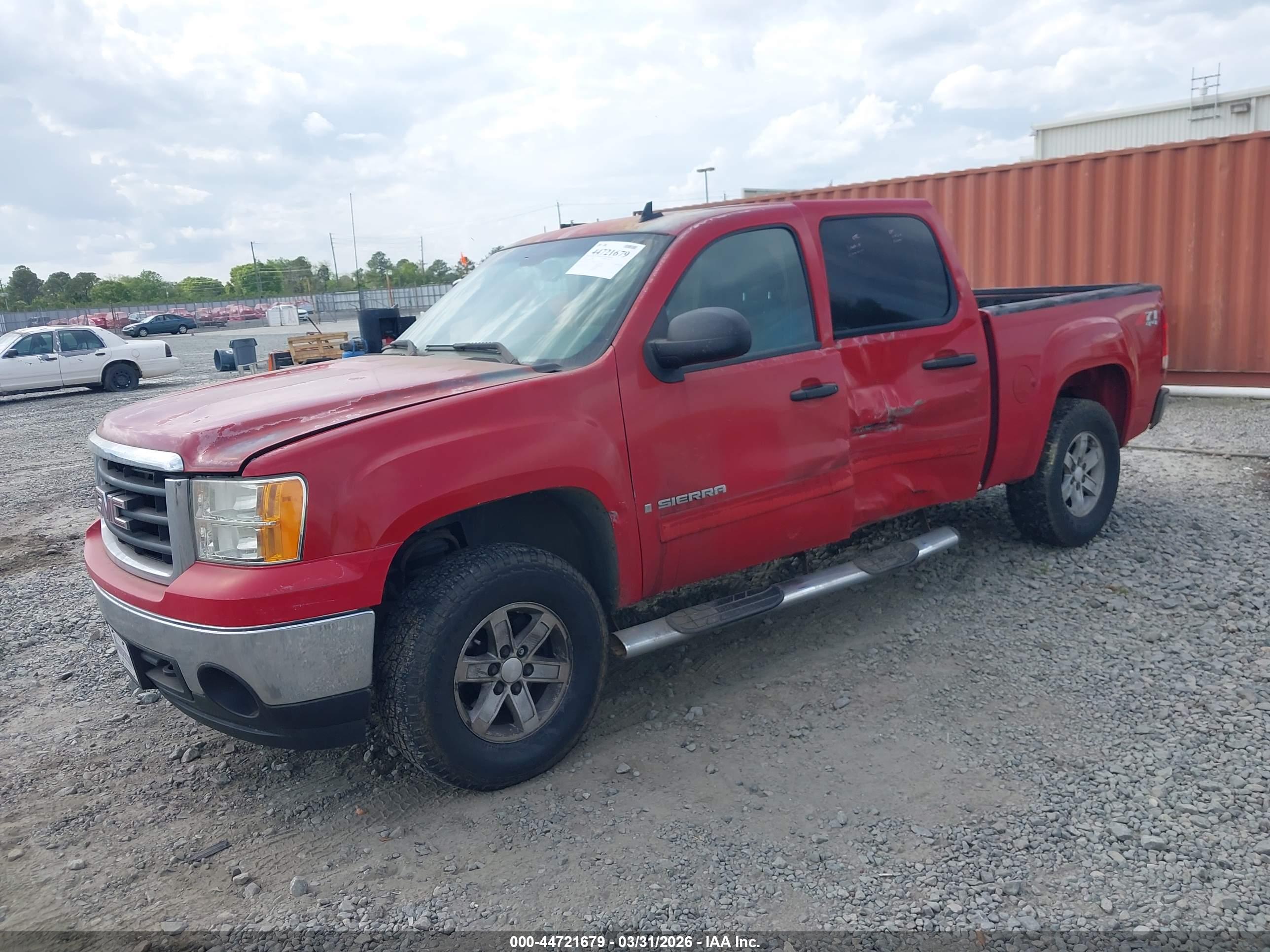 GMC SIERRA image 2