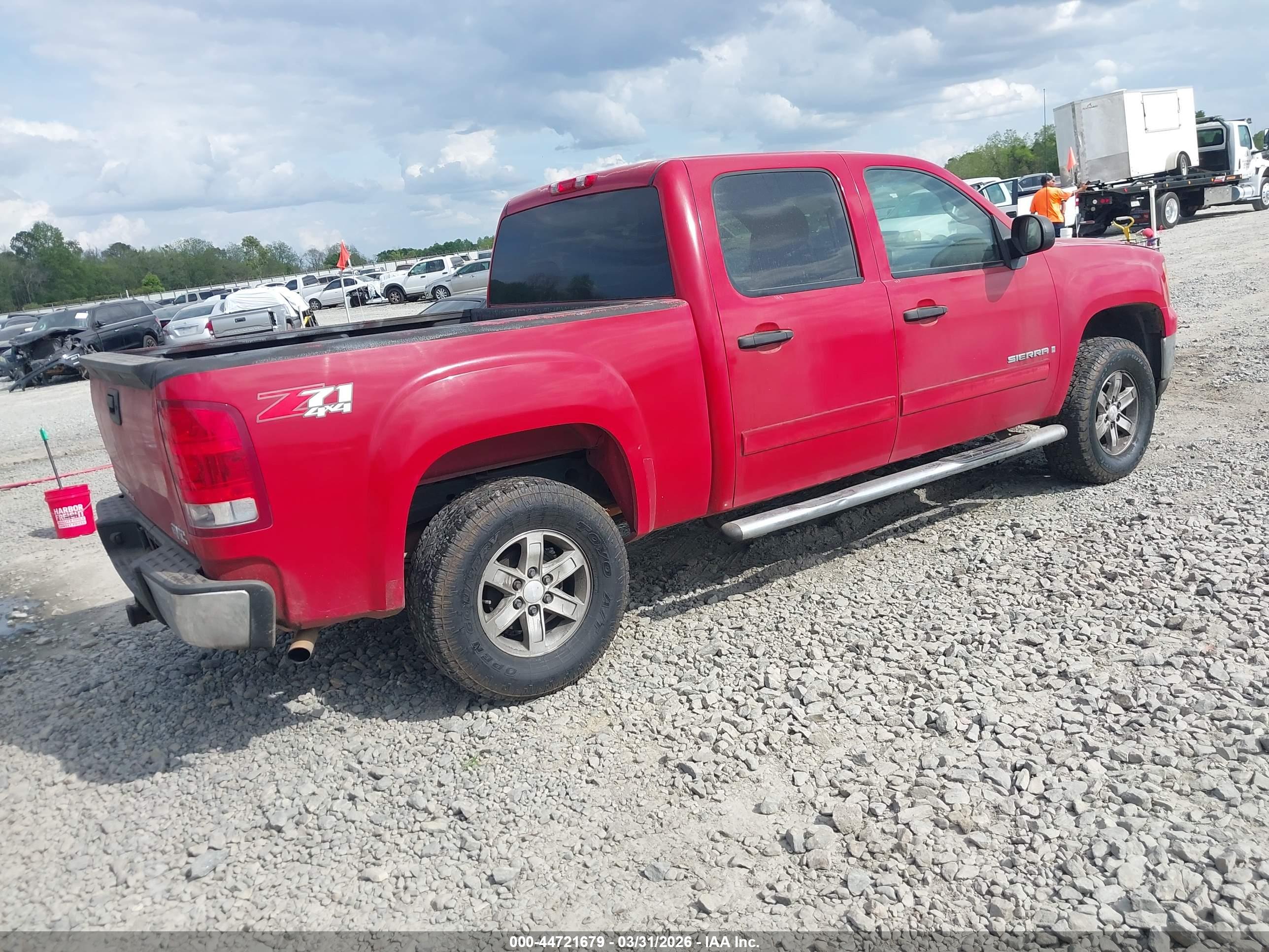 GMC SIERRA image 4