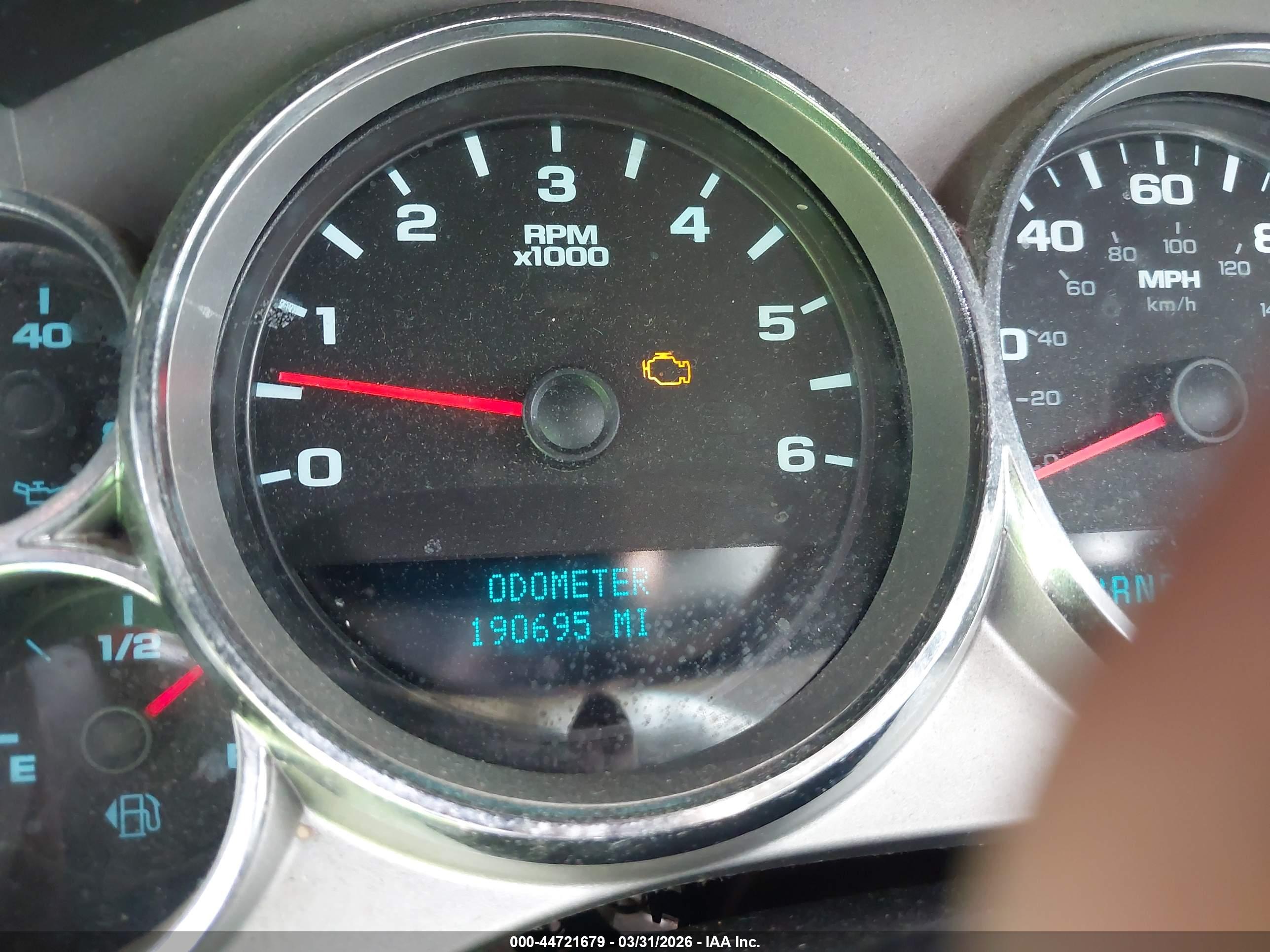 GMC SIERRA image 7