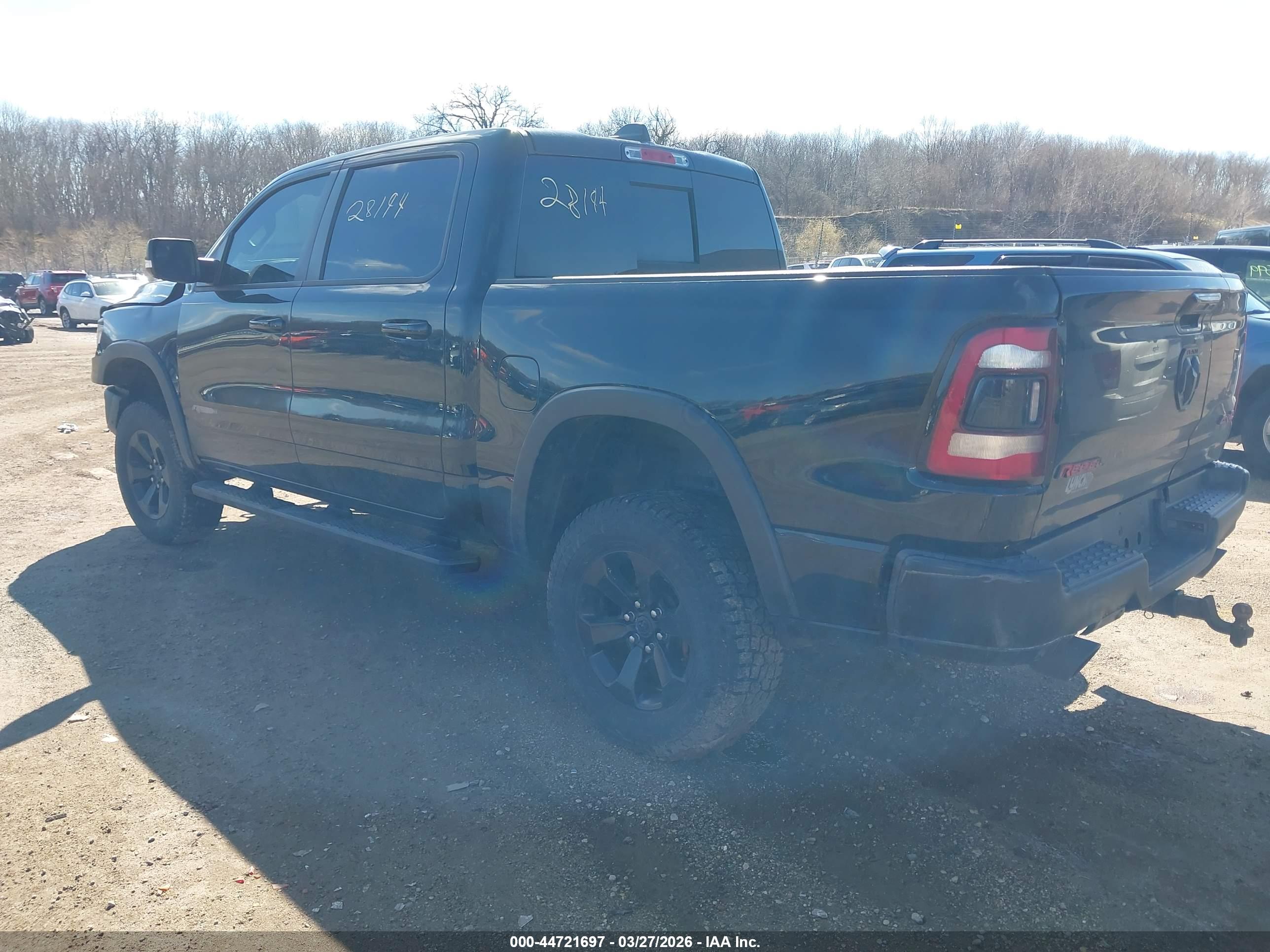 RAM 1500 image 3