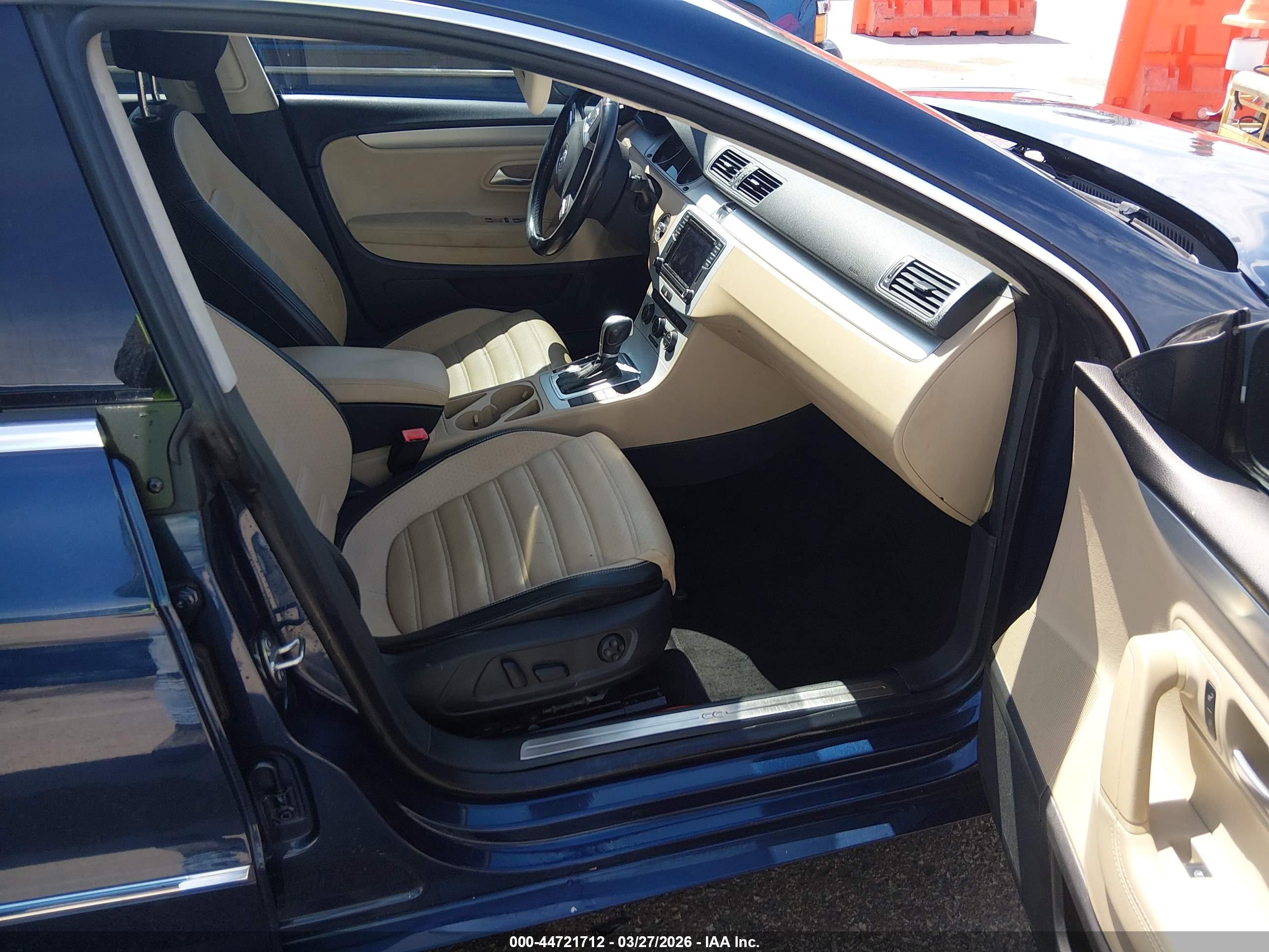 VOLKSWAGEN CC image 5