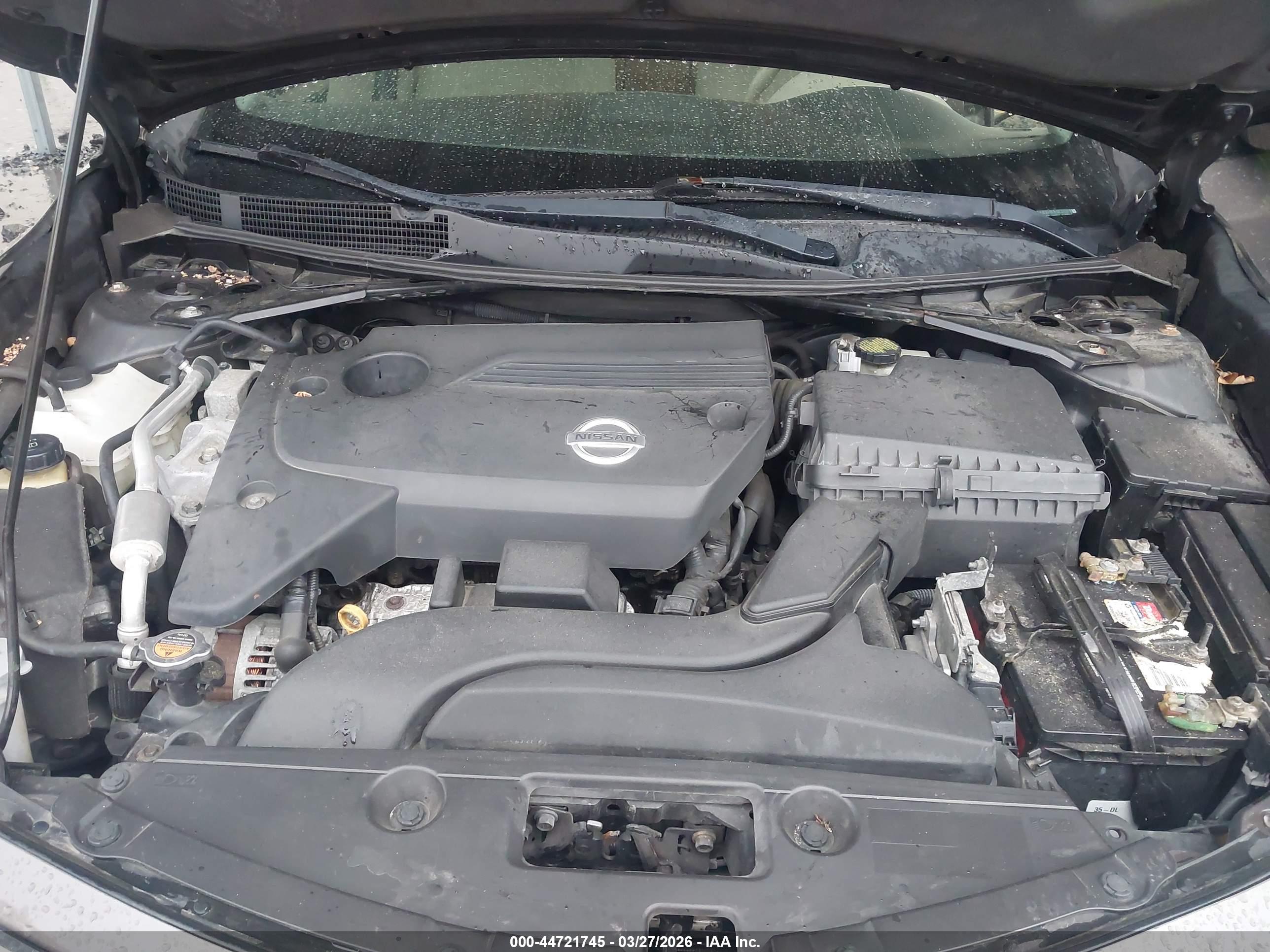 NISSAN ALTIMA image 10