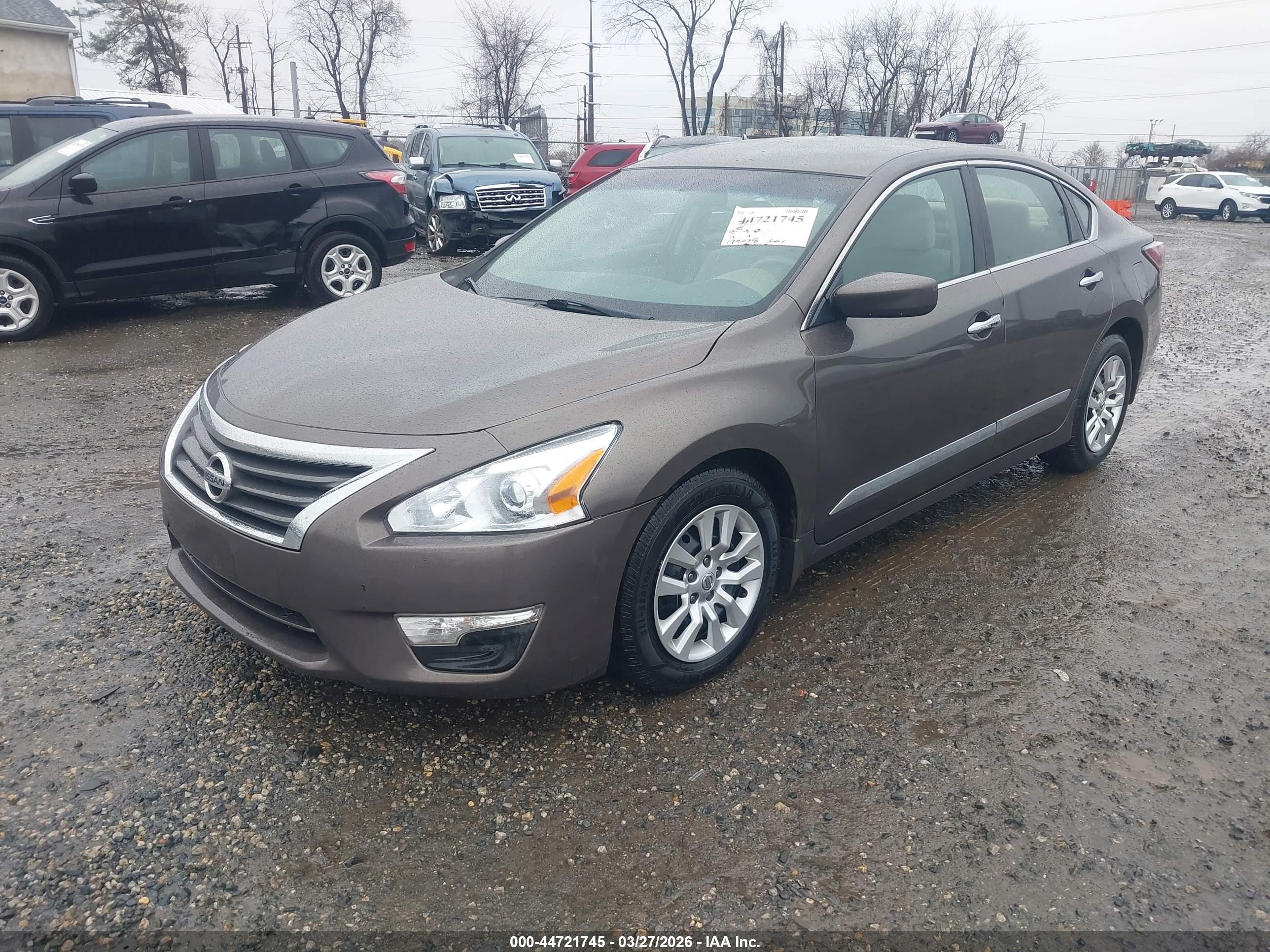 NISSAN ALTIMA image 2