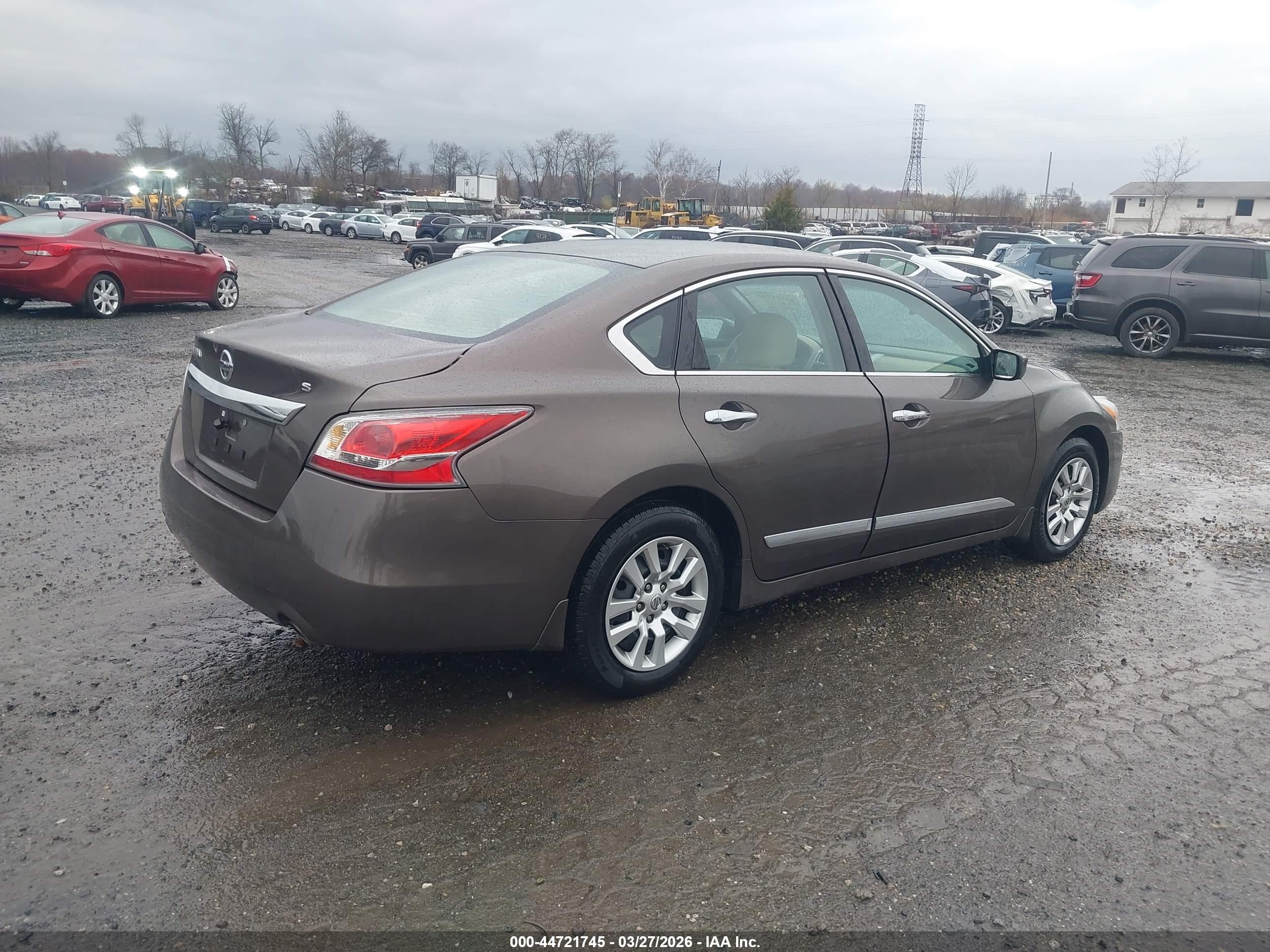 NISSAN ALTIMA image 4
