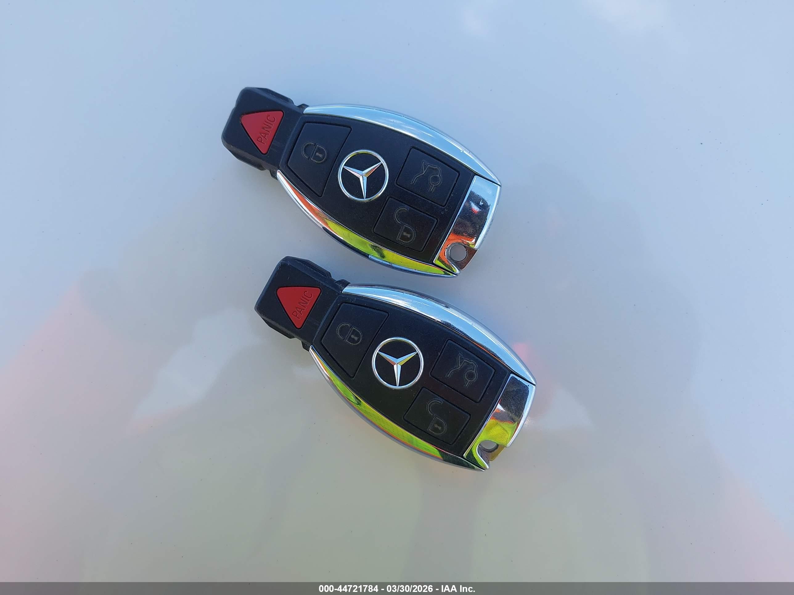 MERCEDES-BENZ GLK image 11