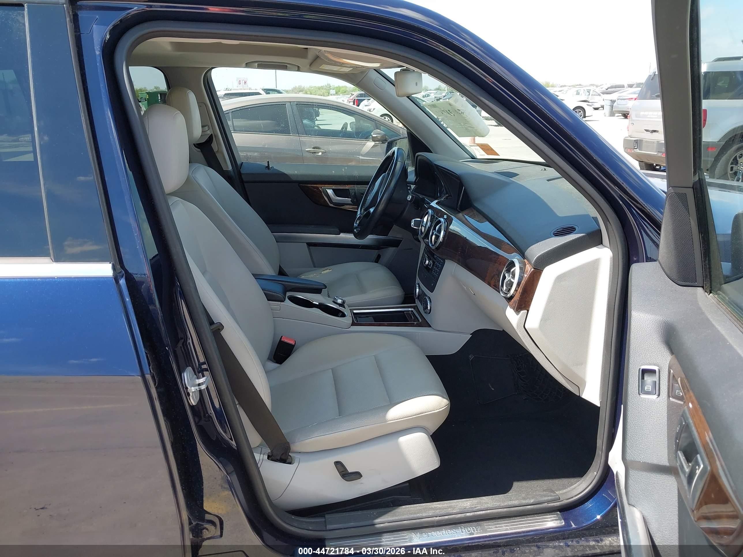 MERCEDES-BENZ GLK image 5