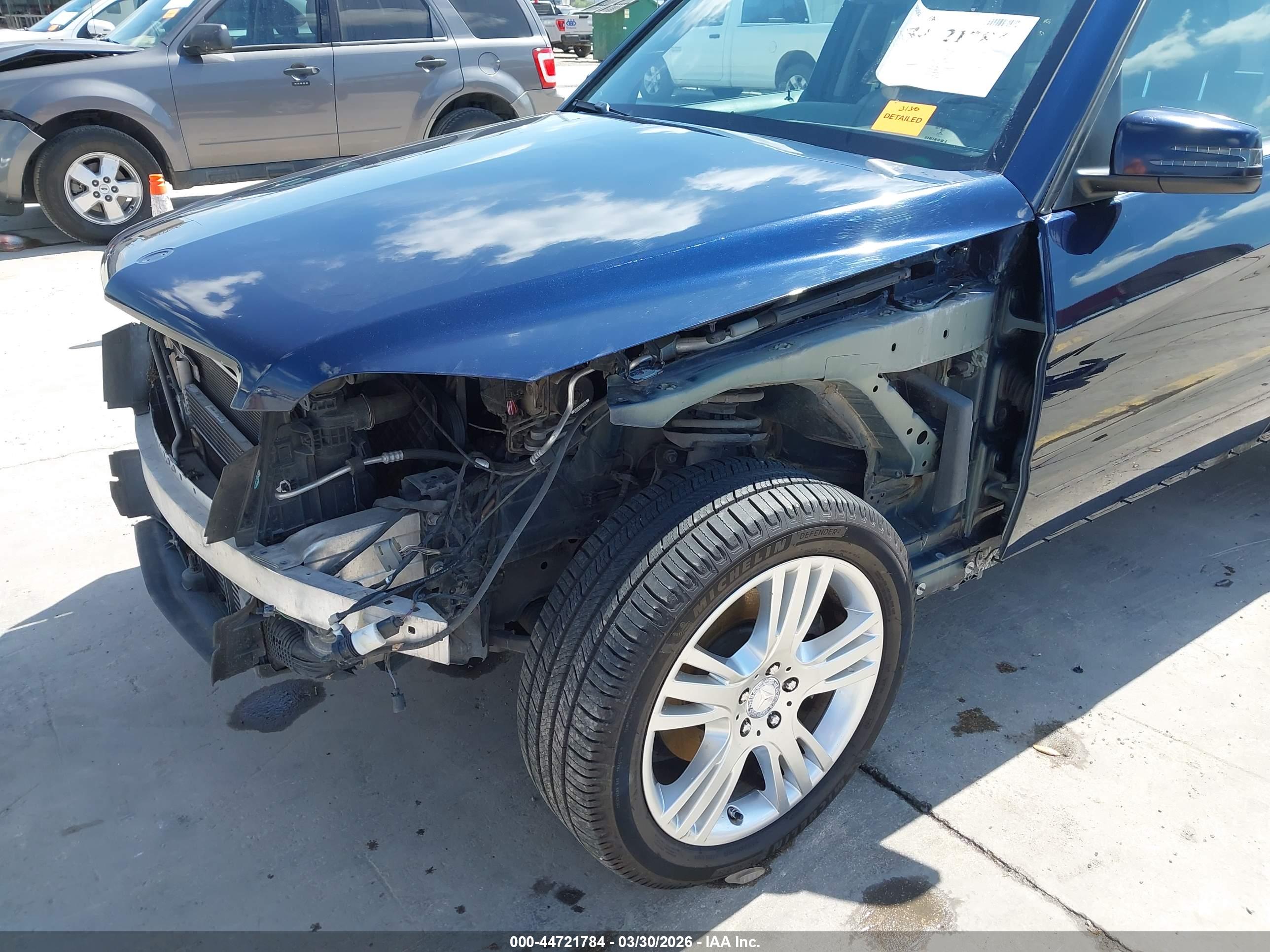 MERCEDES-BENZ GLK image 6