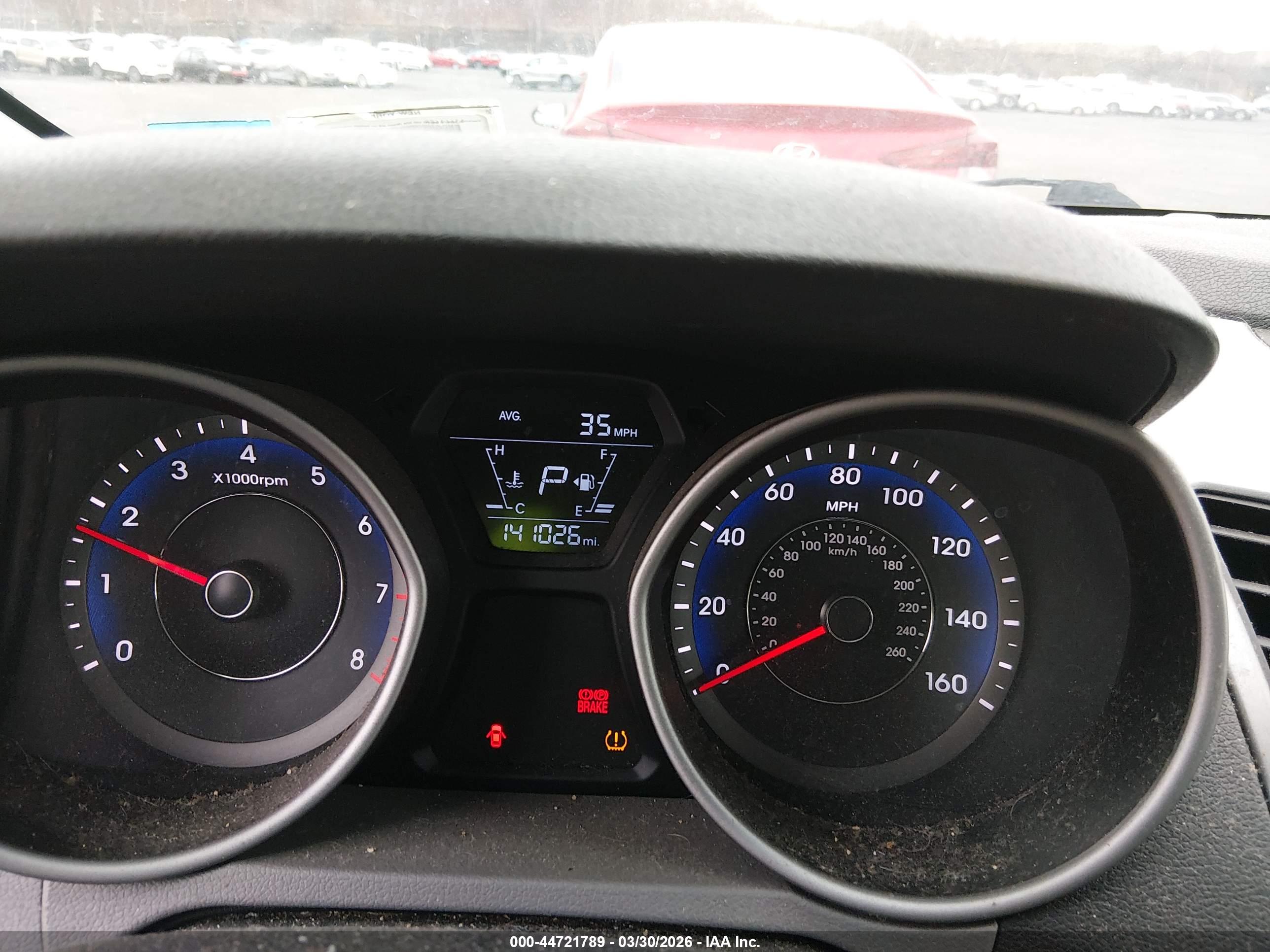 HYUNDAI ELANTRA image 7