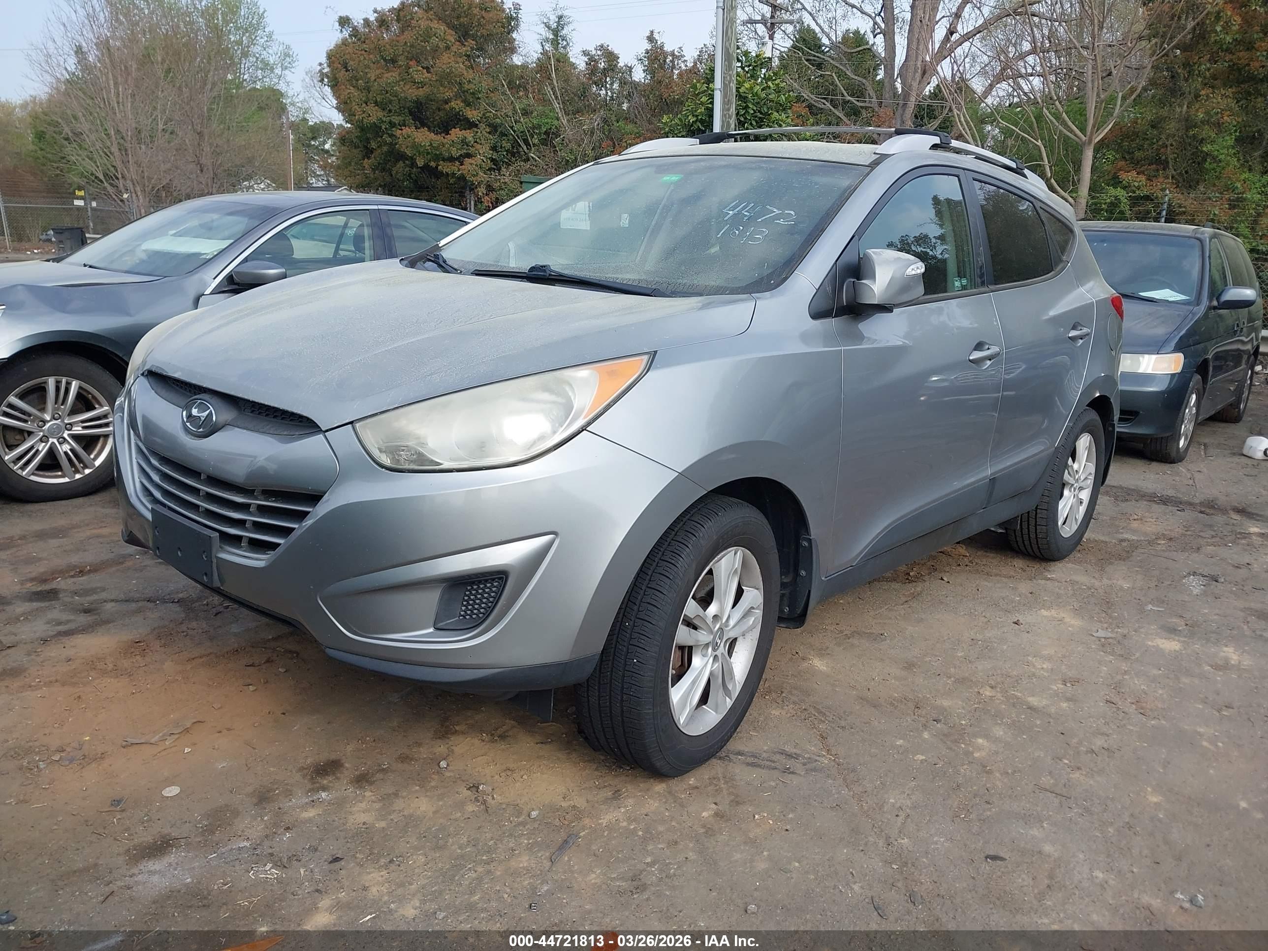 HYUNDAI TUCSON image 2