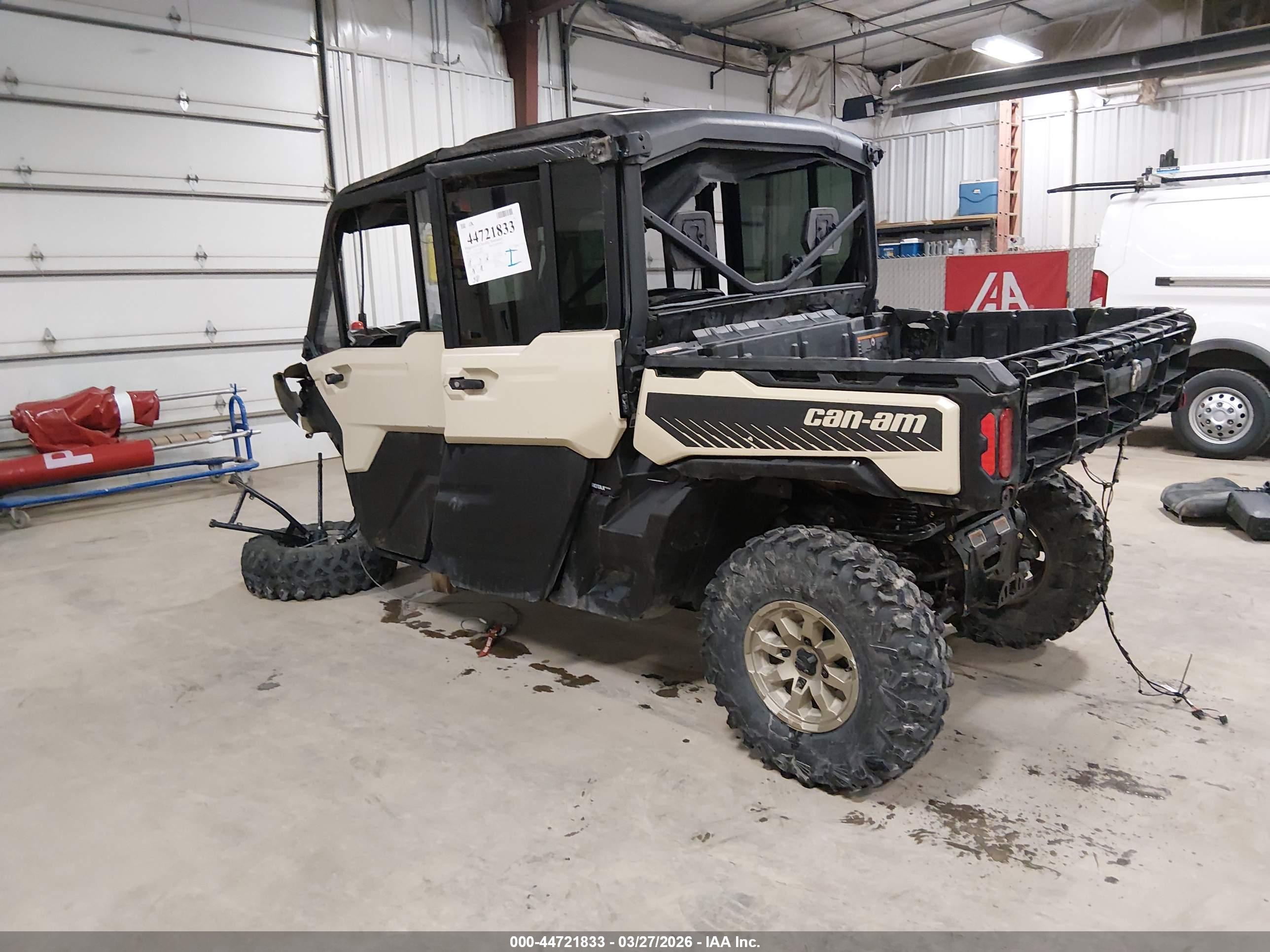 CAN-AM DEFENDER image 3