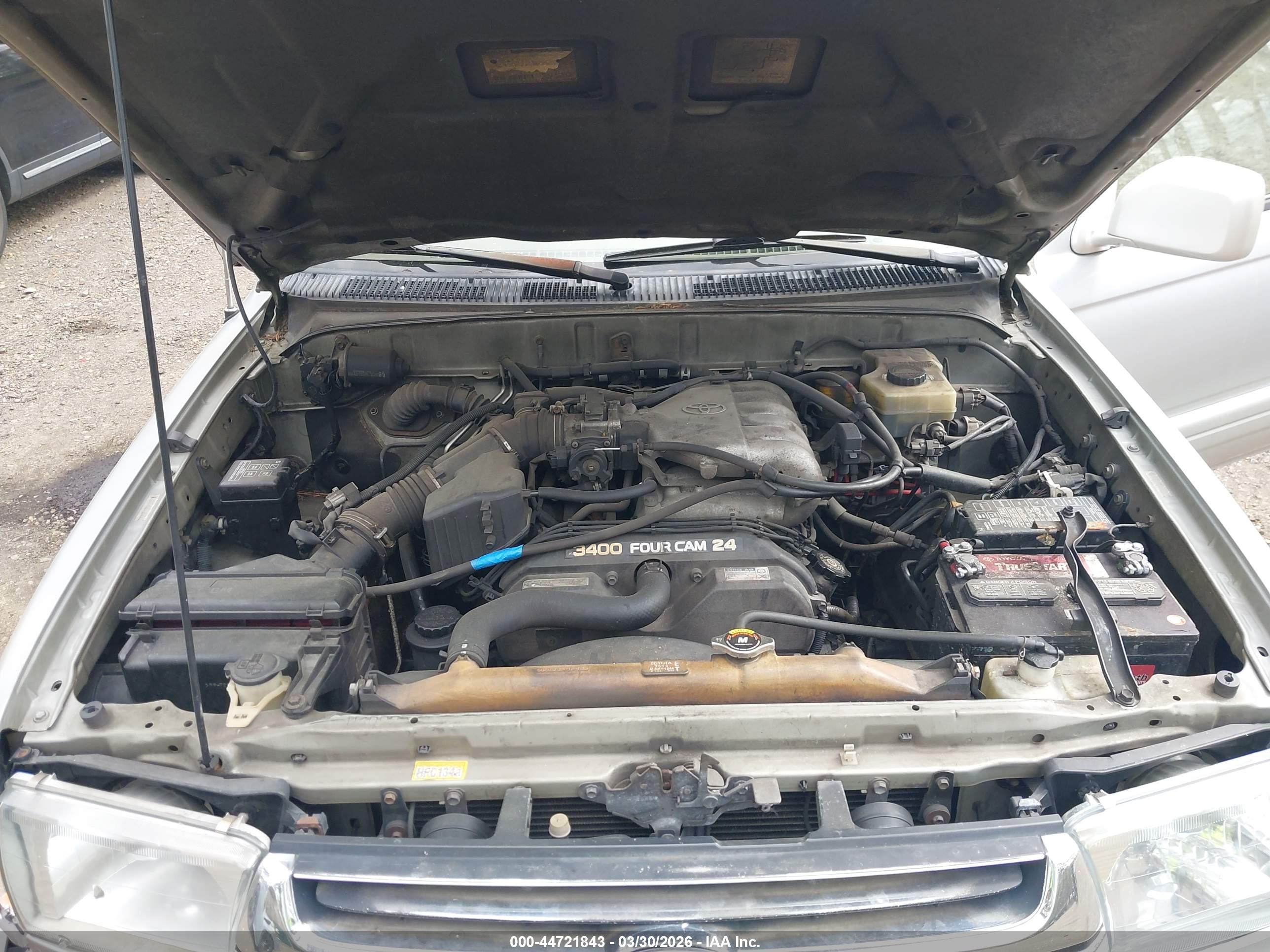 TOYOTA 4RUNNER image 10