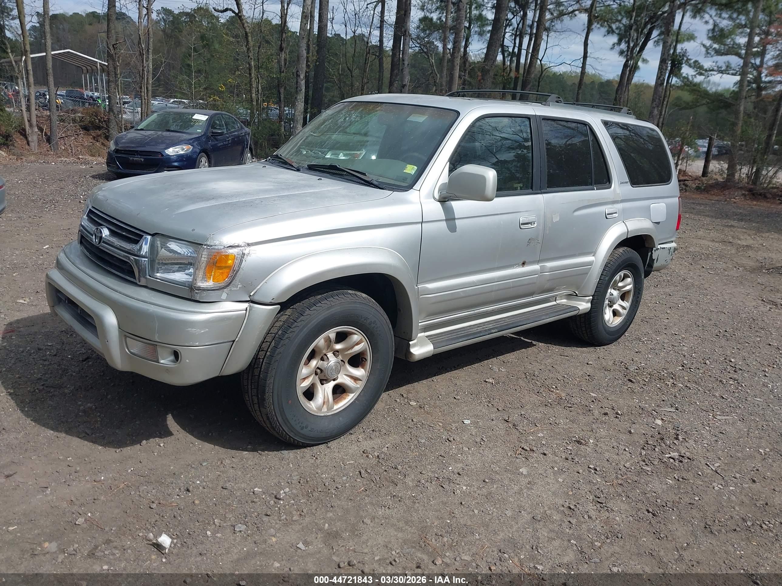 TOYOTA 4RUNNER image 2