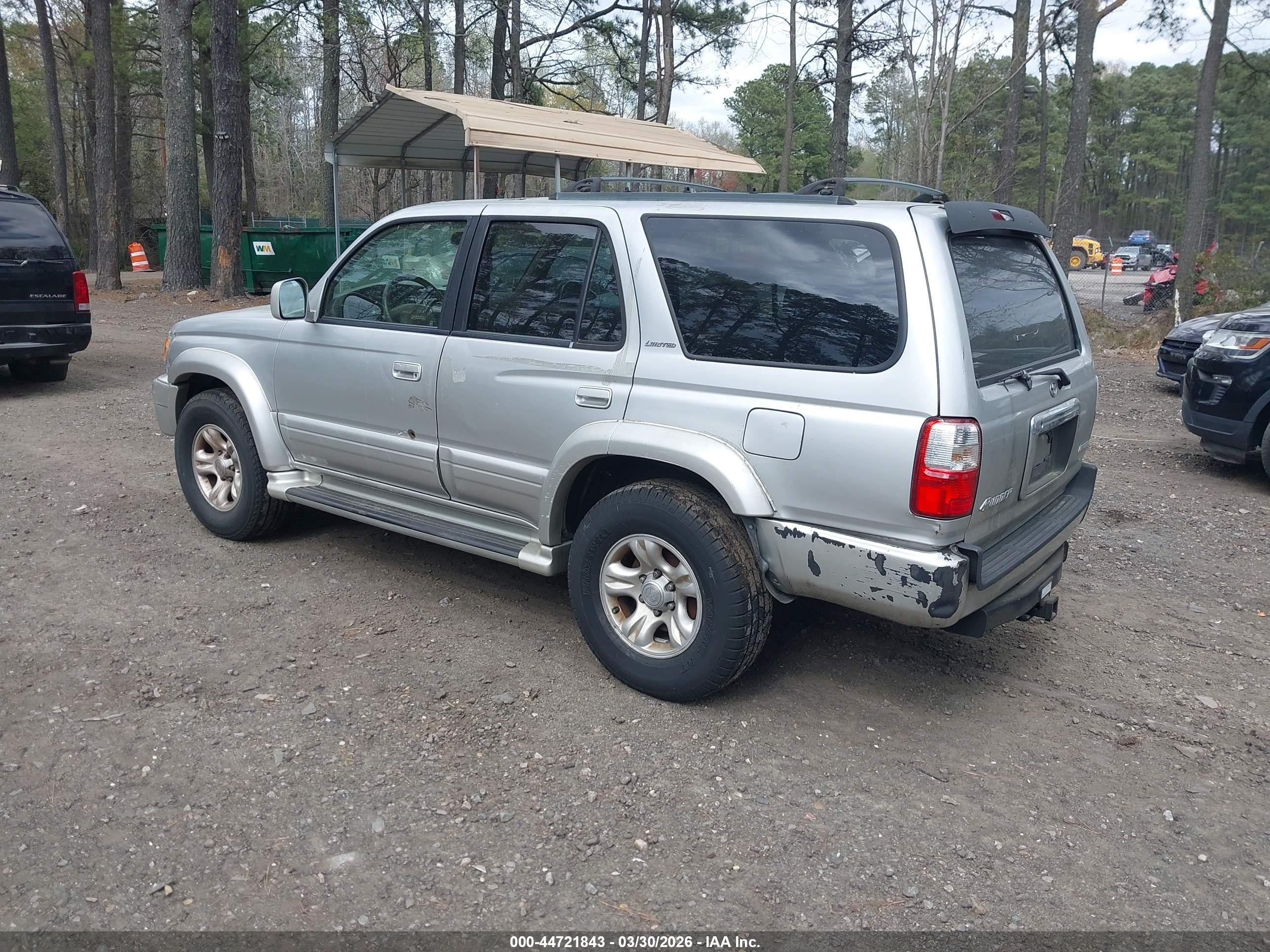 TOYOTA 4RUNNER image 3