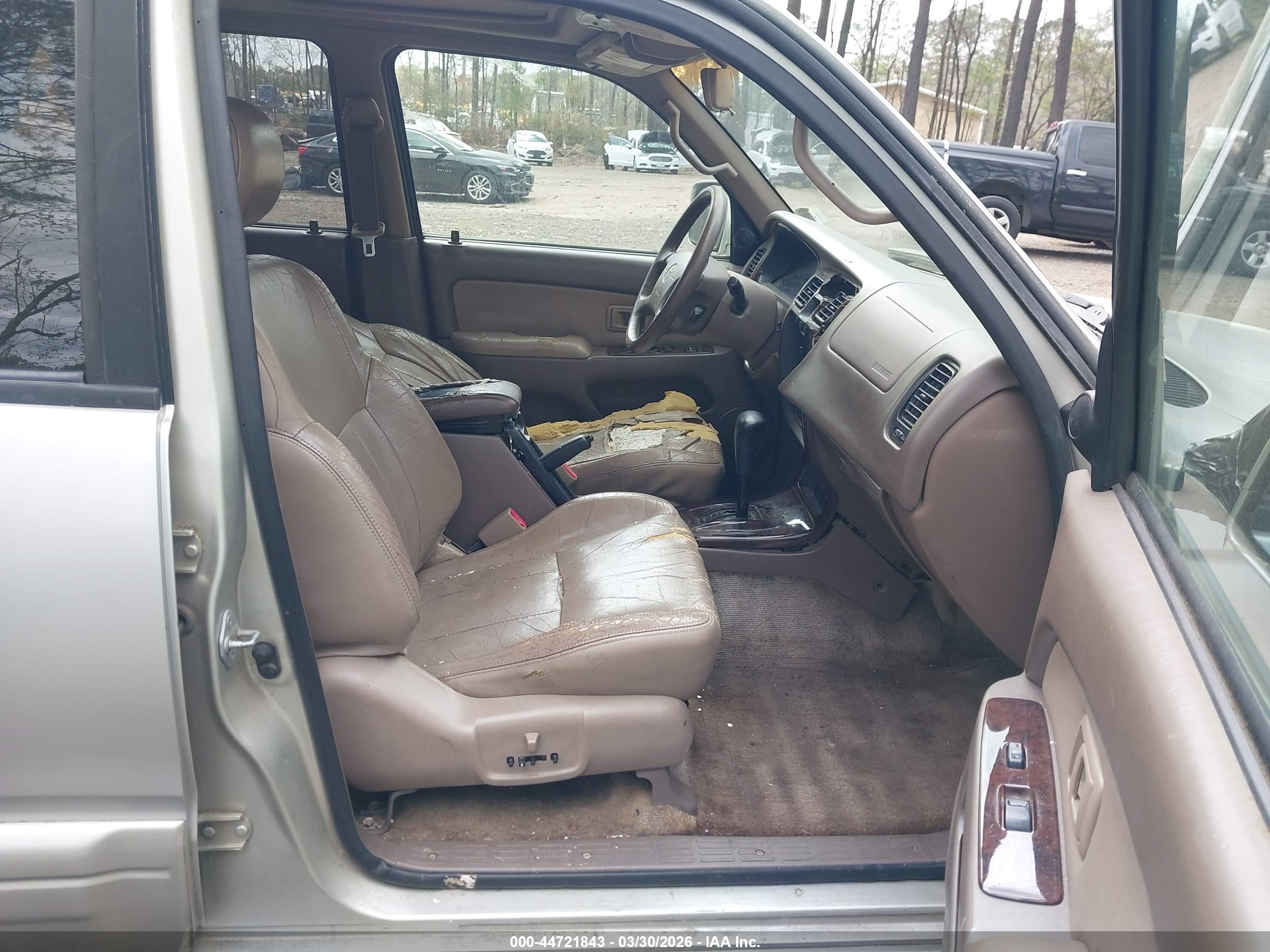 TOYOTA 4RUNNER image 5