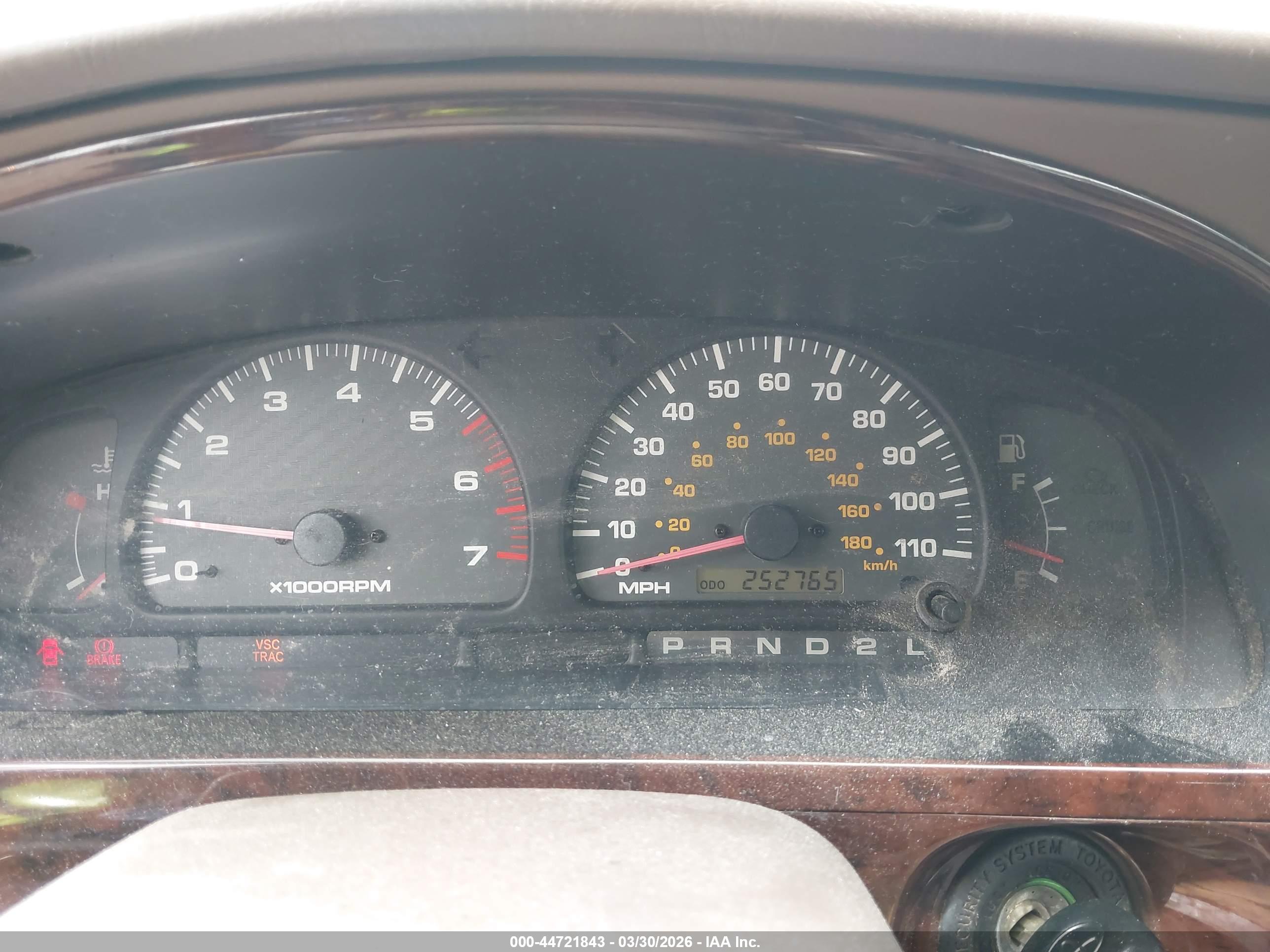TOYOTA 4RUNNER image 7