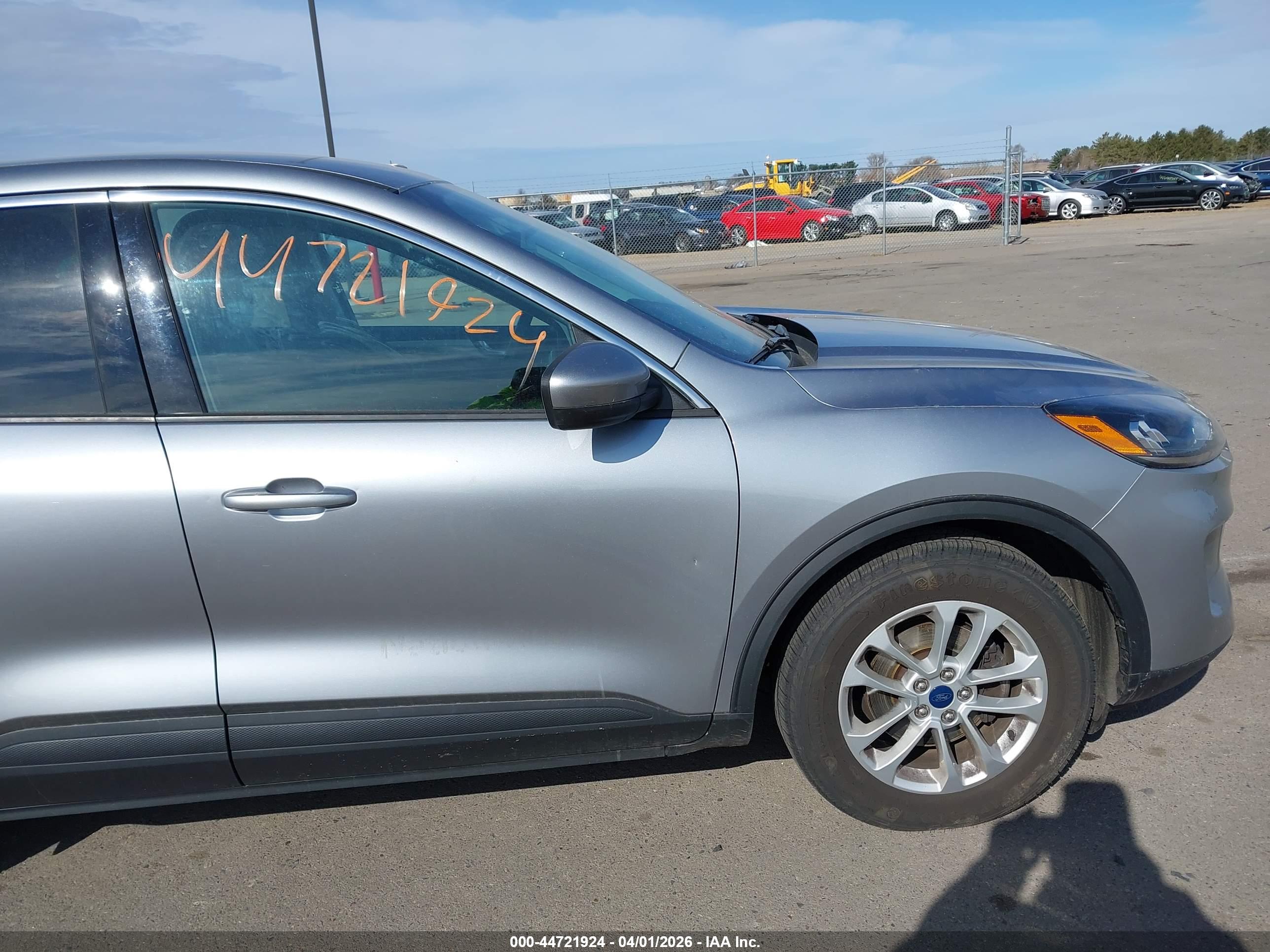 FORD ESCAPE image 6