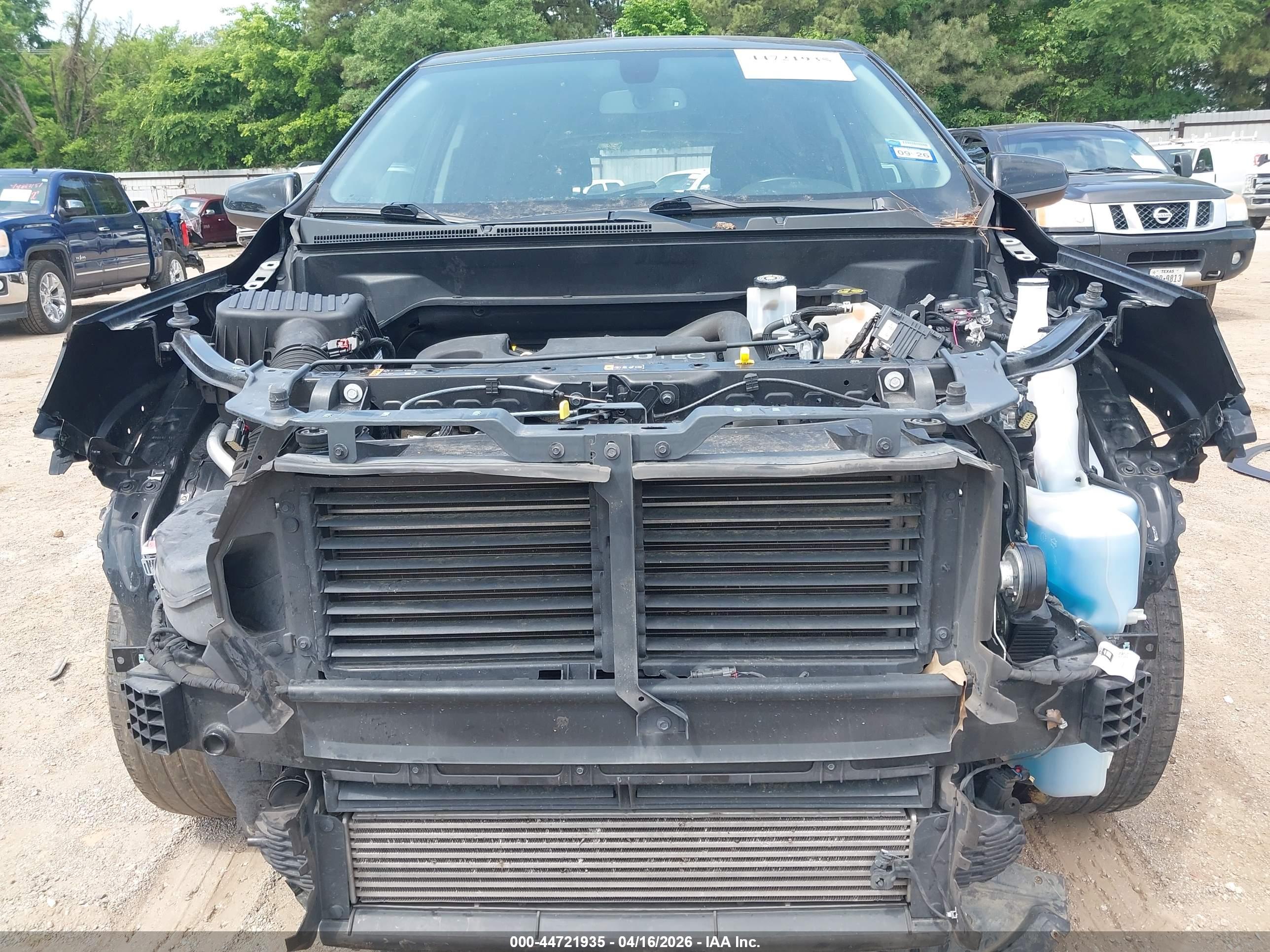 GMC TERRAIN image 6