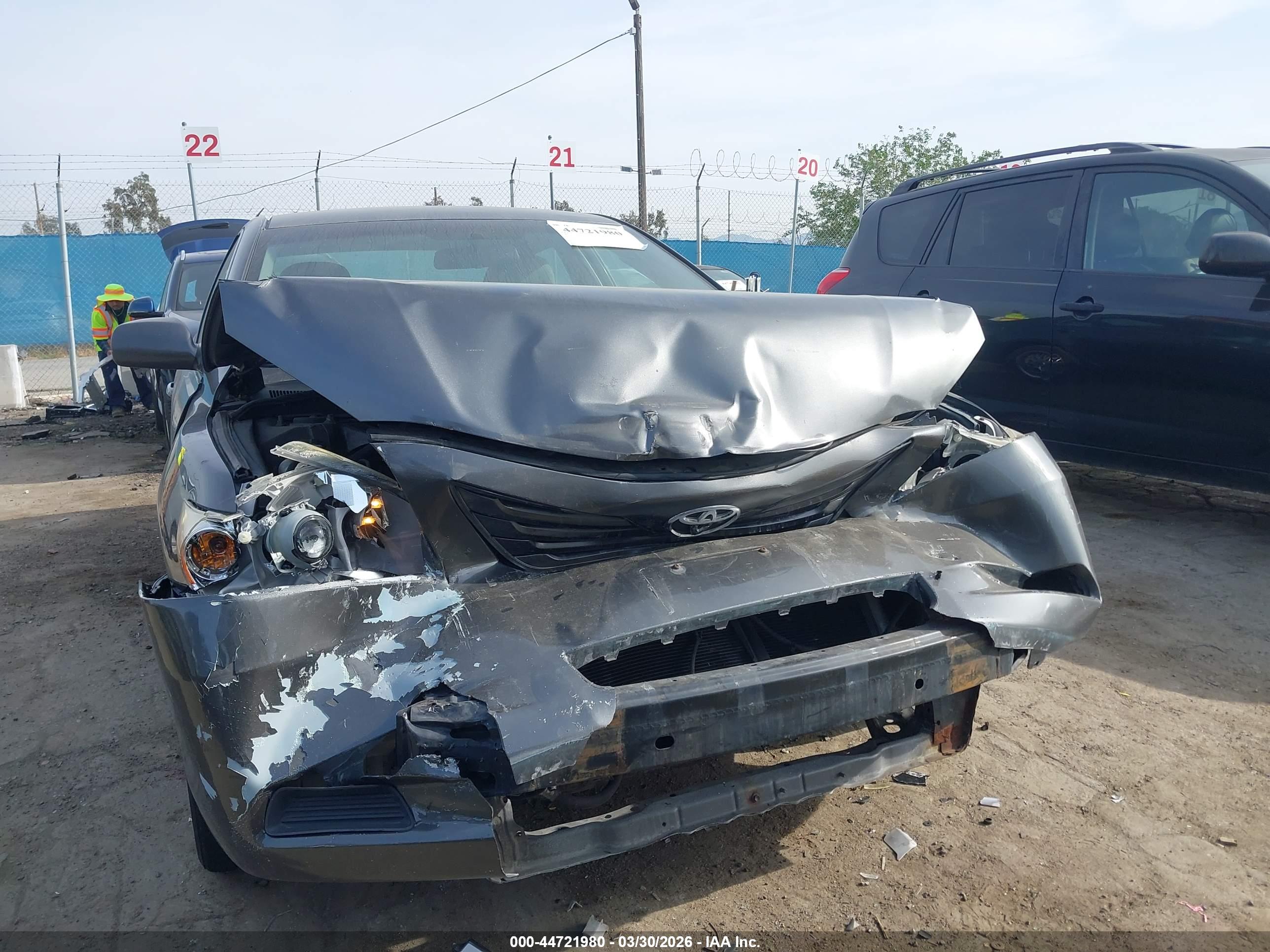 TOYOTA CAMRY image 6