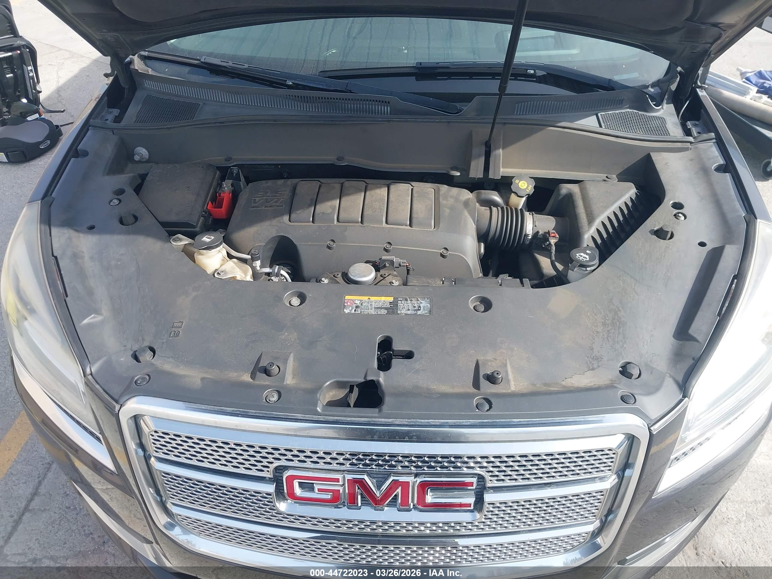 GMC ACADIA image 10