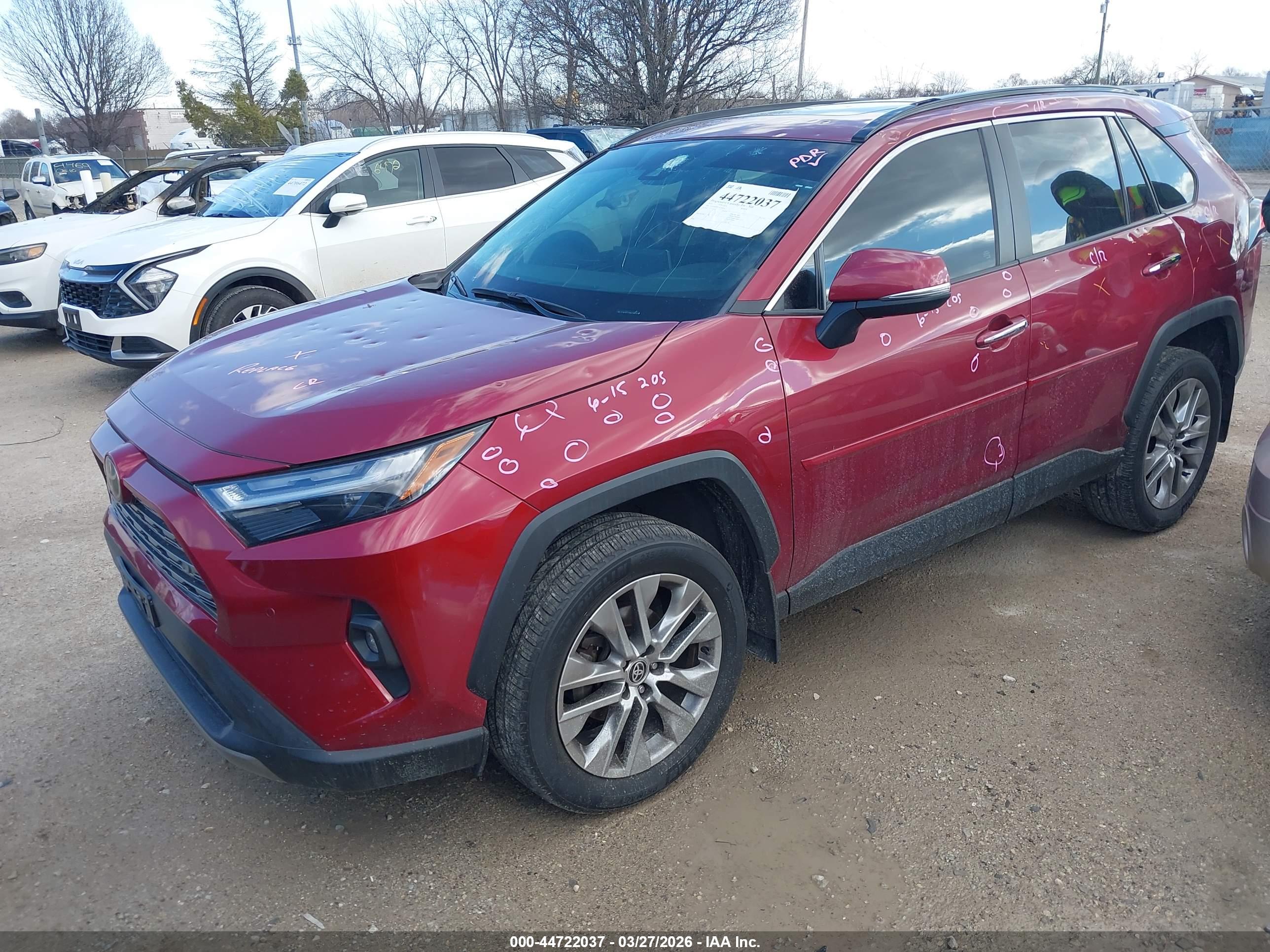 TOYOTA RAV4 image 2