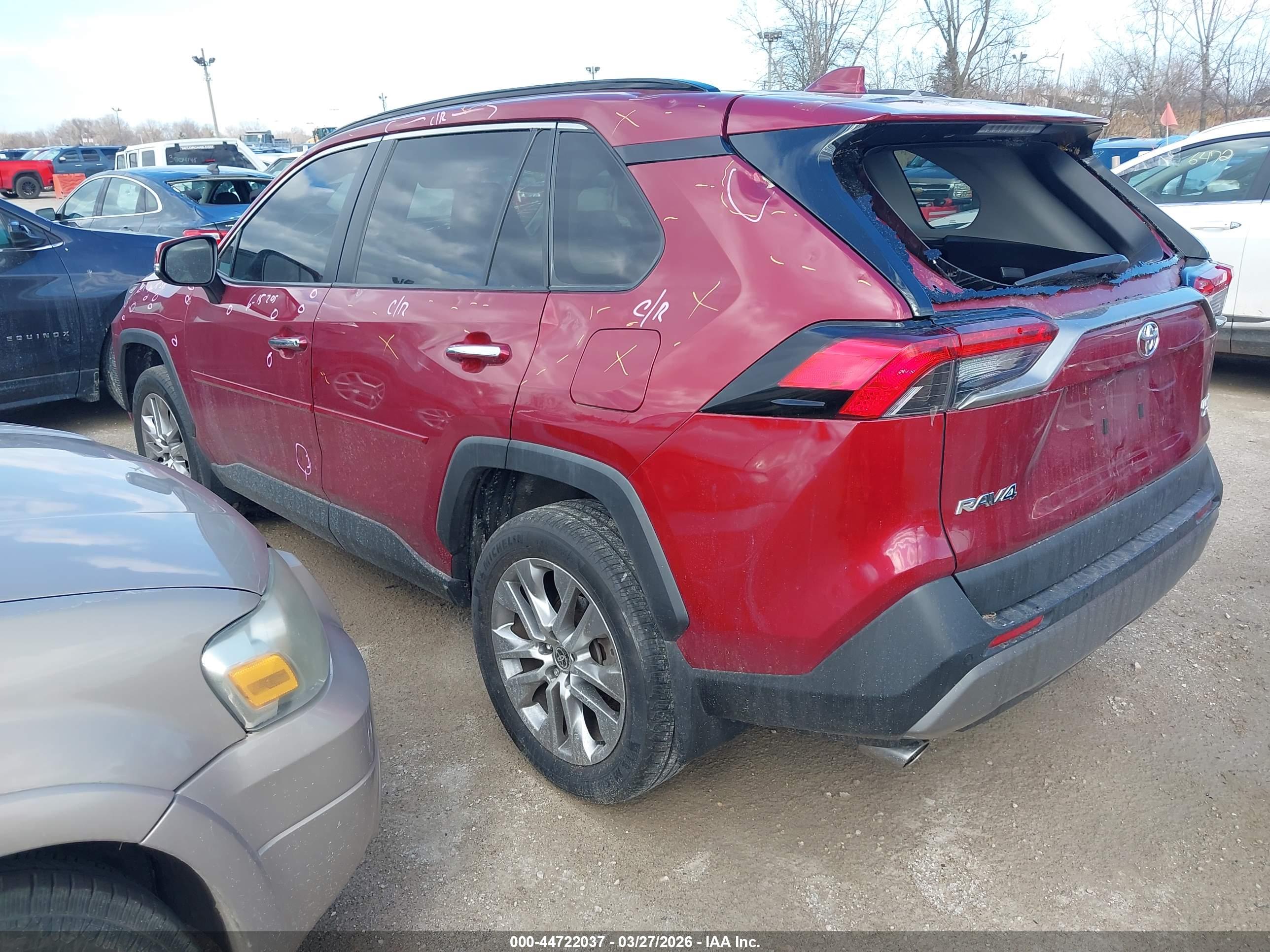 TOYOTA RAV4 image 3