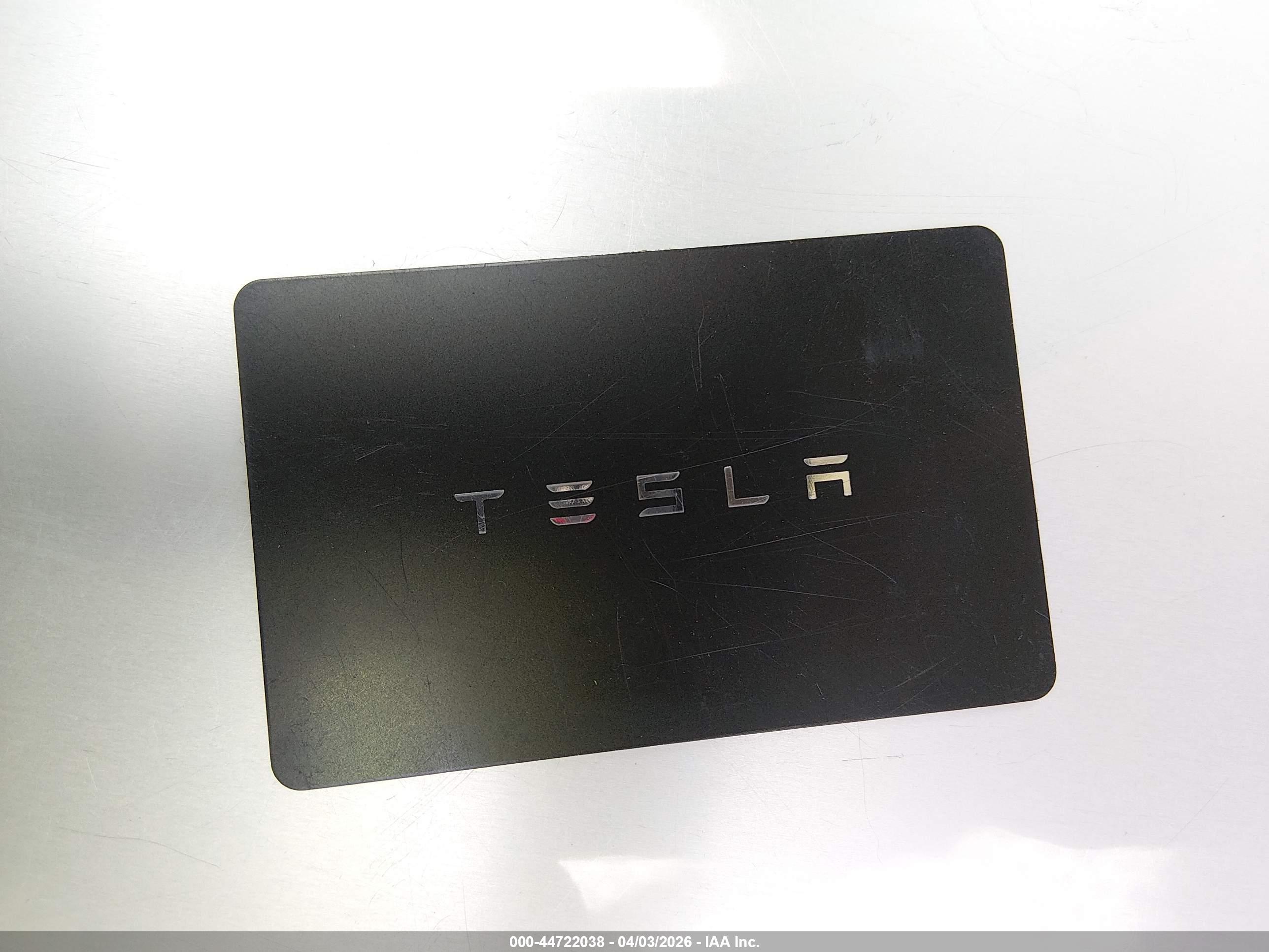 TESLA MODEL image 11