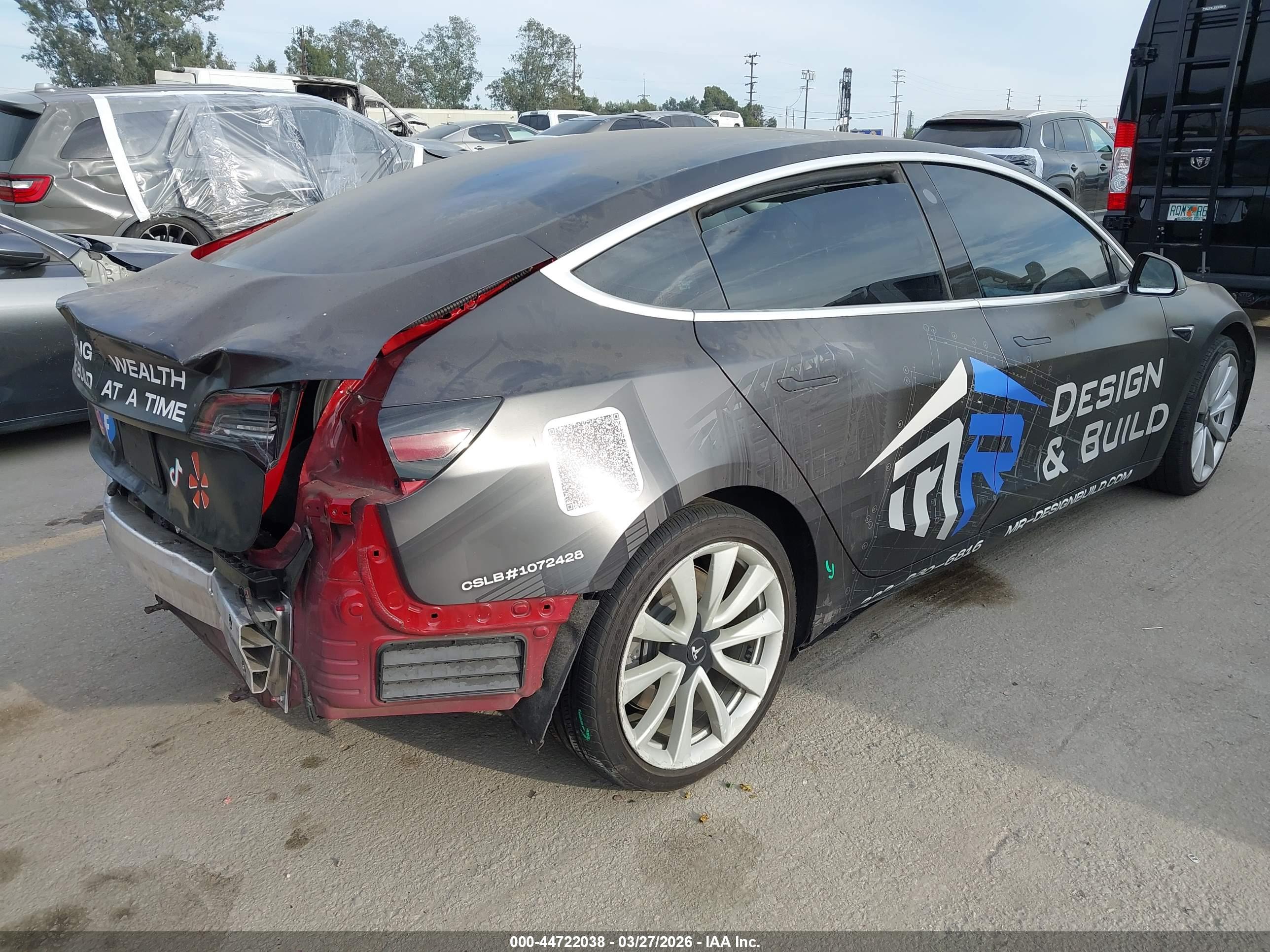 TESLA MODEL image 4