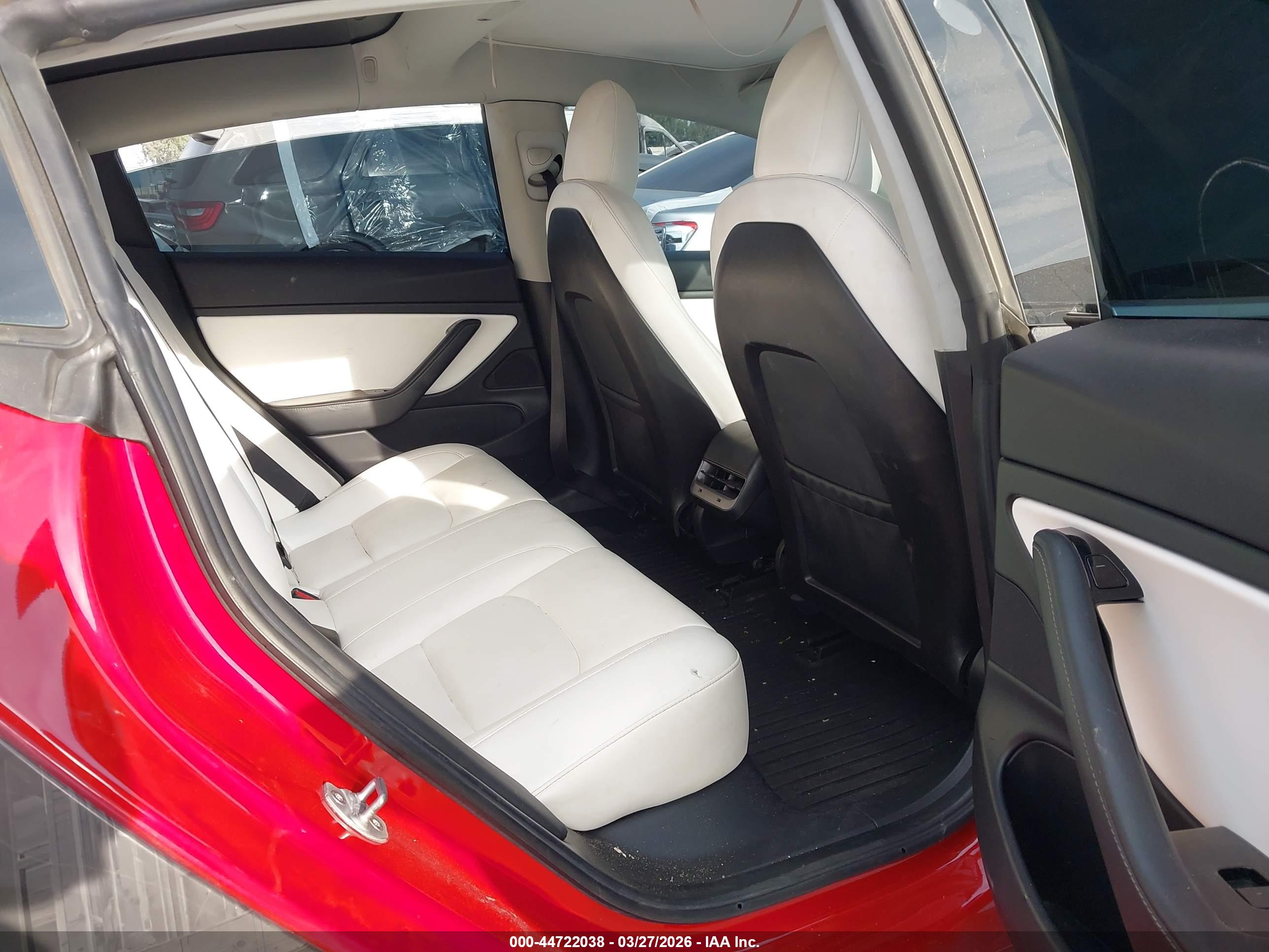 TESLA MODEL image 8