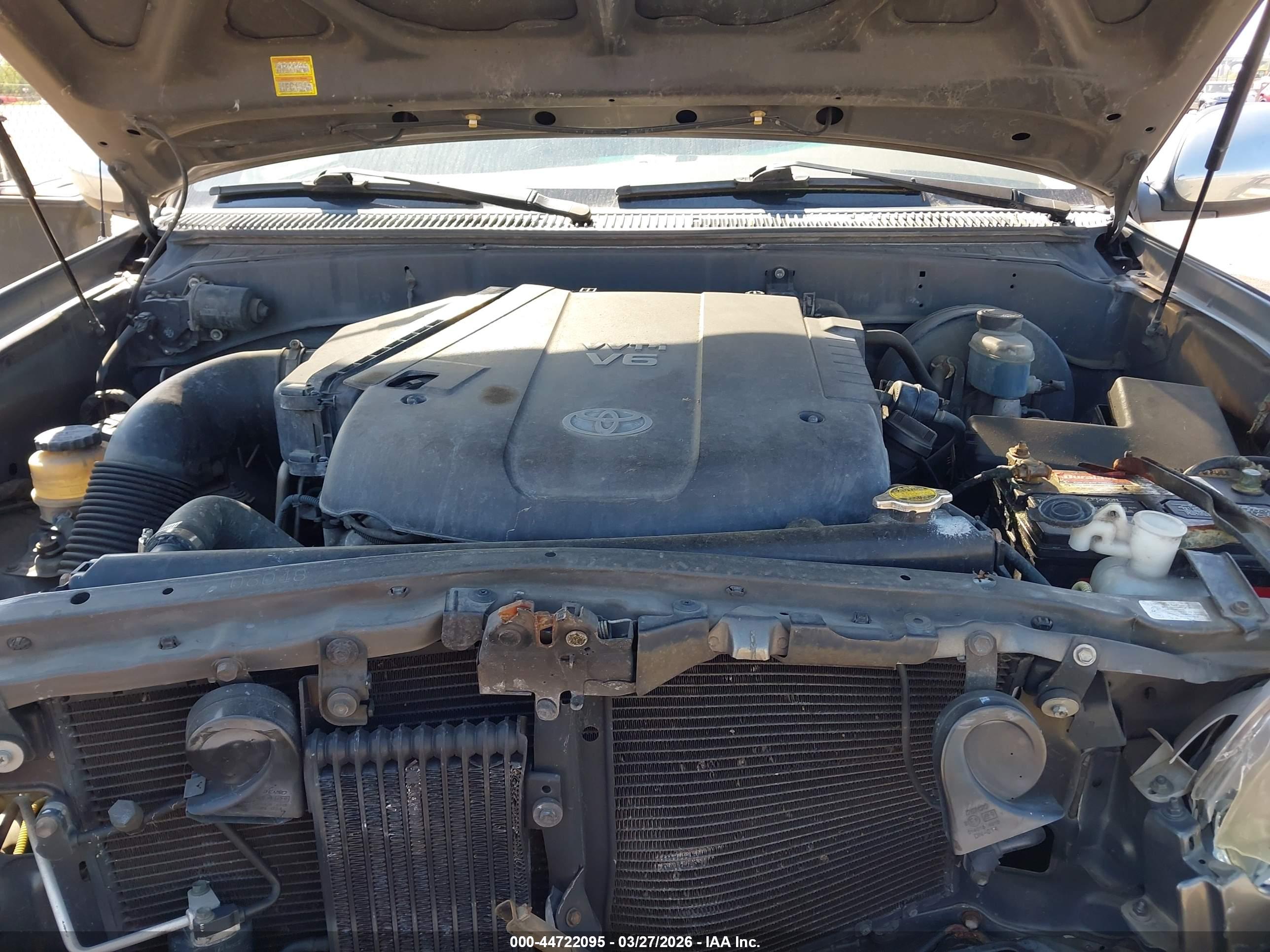 TOYOTA TUNDRA image 10